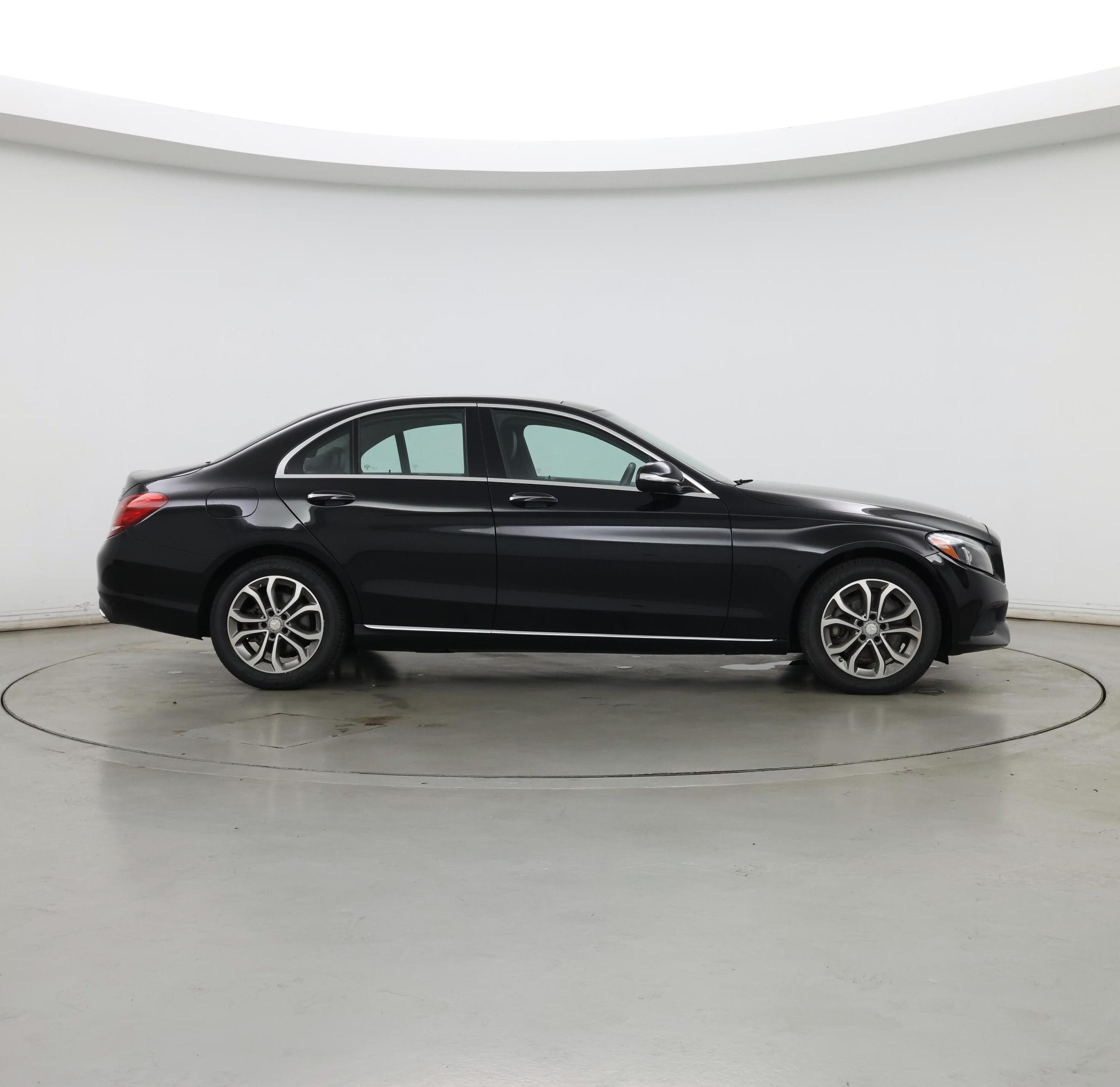 Thumbnail: 2015 Mercedes-Benz C-Class - 7