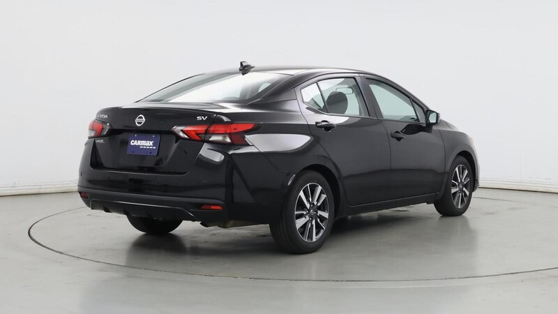 2021 Nissan Versa SV 8