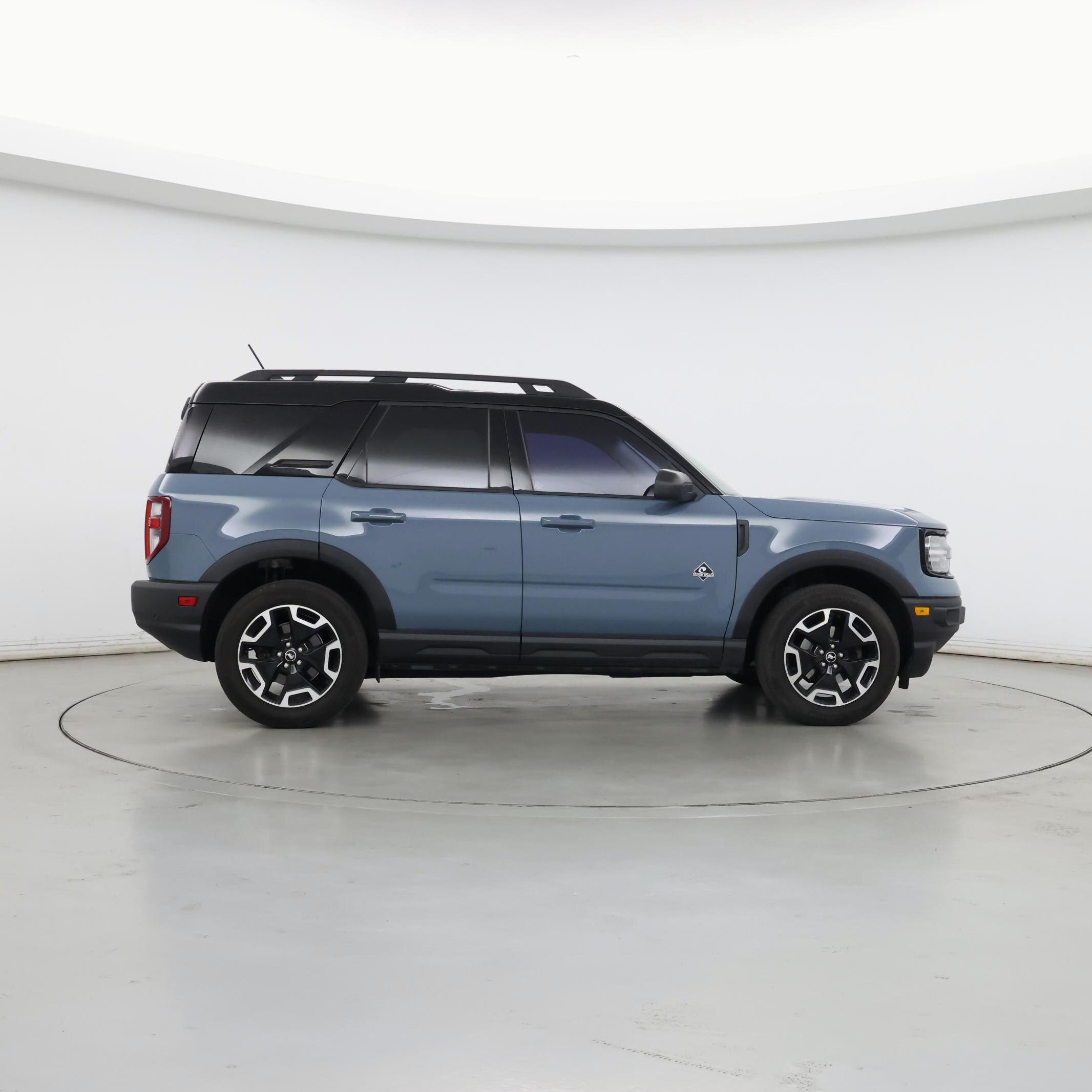 Thumbnail: 2022 Ford Bronco Sport - 7