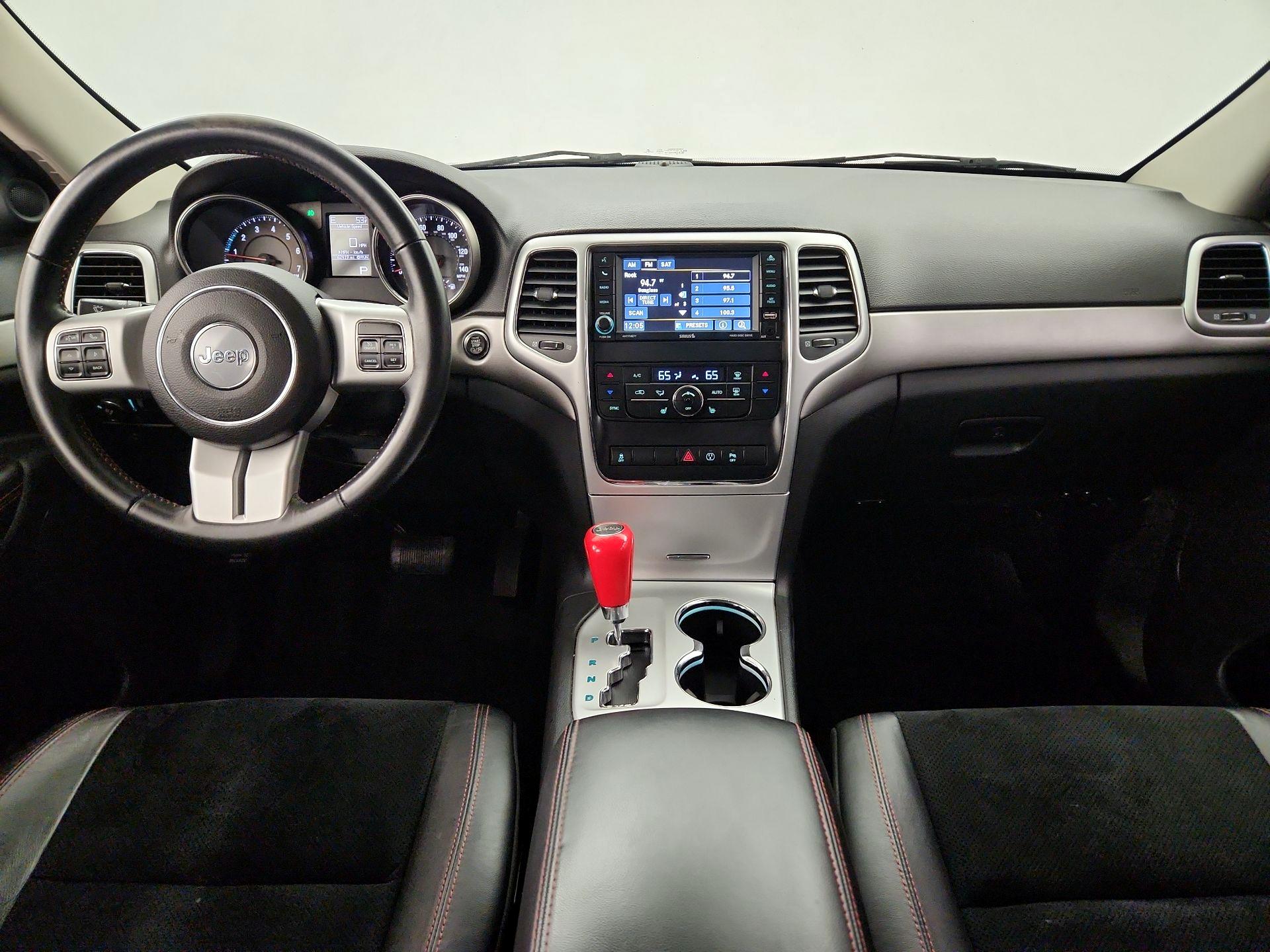 Thumbnail: 2013 Jeep Grand Cherokee - 9
