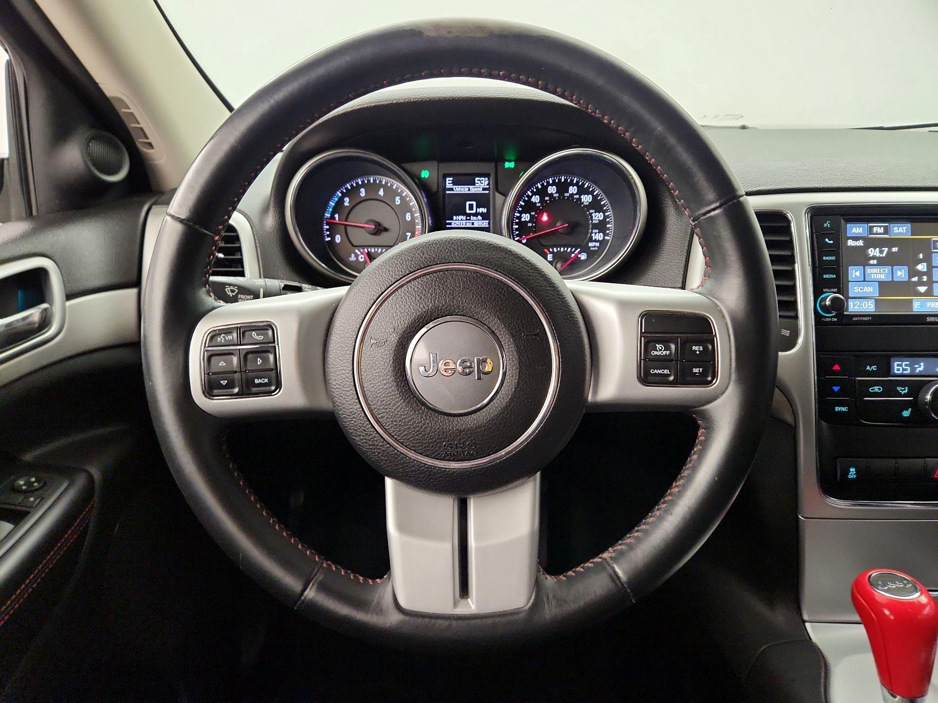 Thumbnail: 2013 Jeep Grand Cherokee - 10