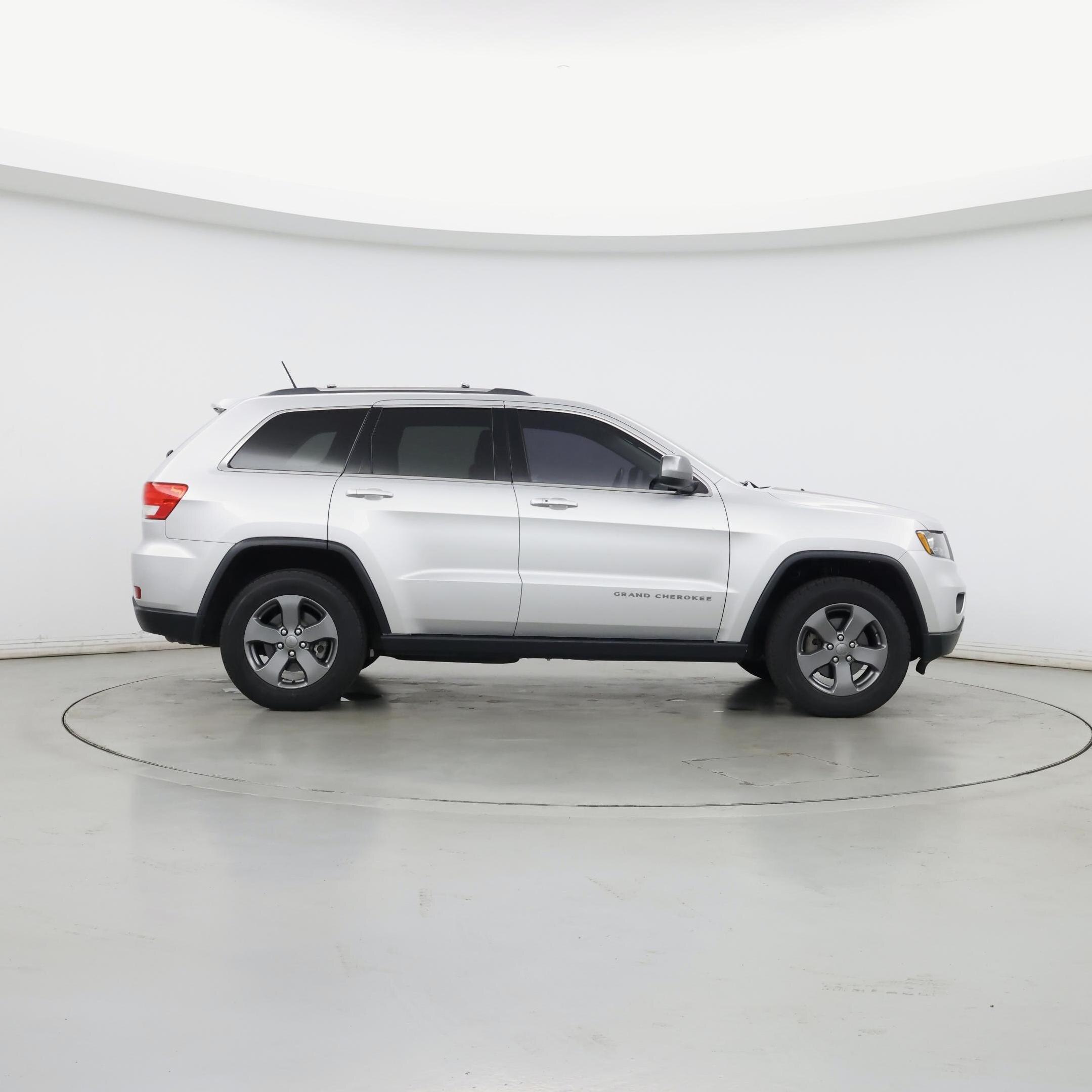 Thumbnail: 2013 Jeep Grand Cherokee - 7