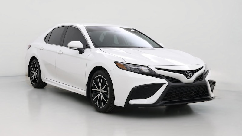 2023 Toyota Camry SE Hero Image