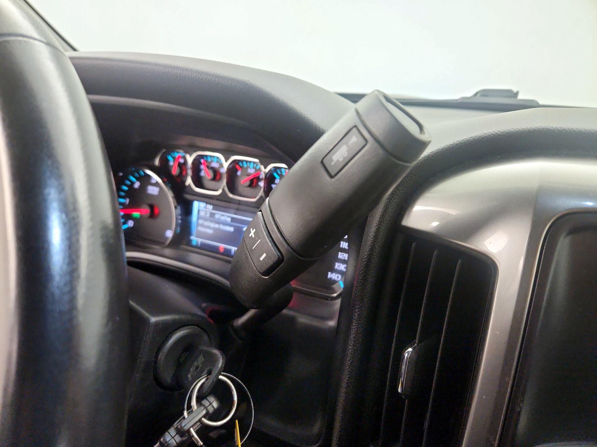 Thumbnail: 2016 Chevrolet Silverado 1500 - 17