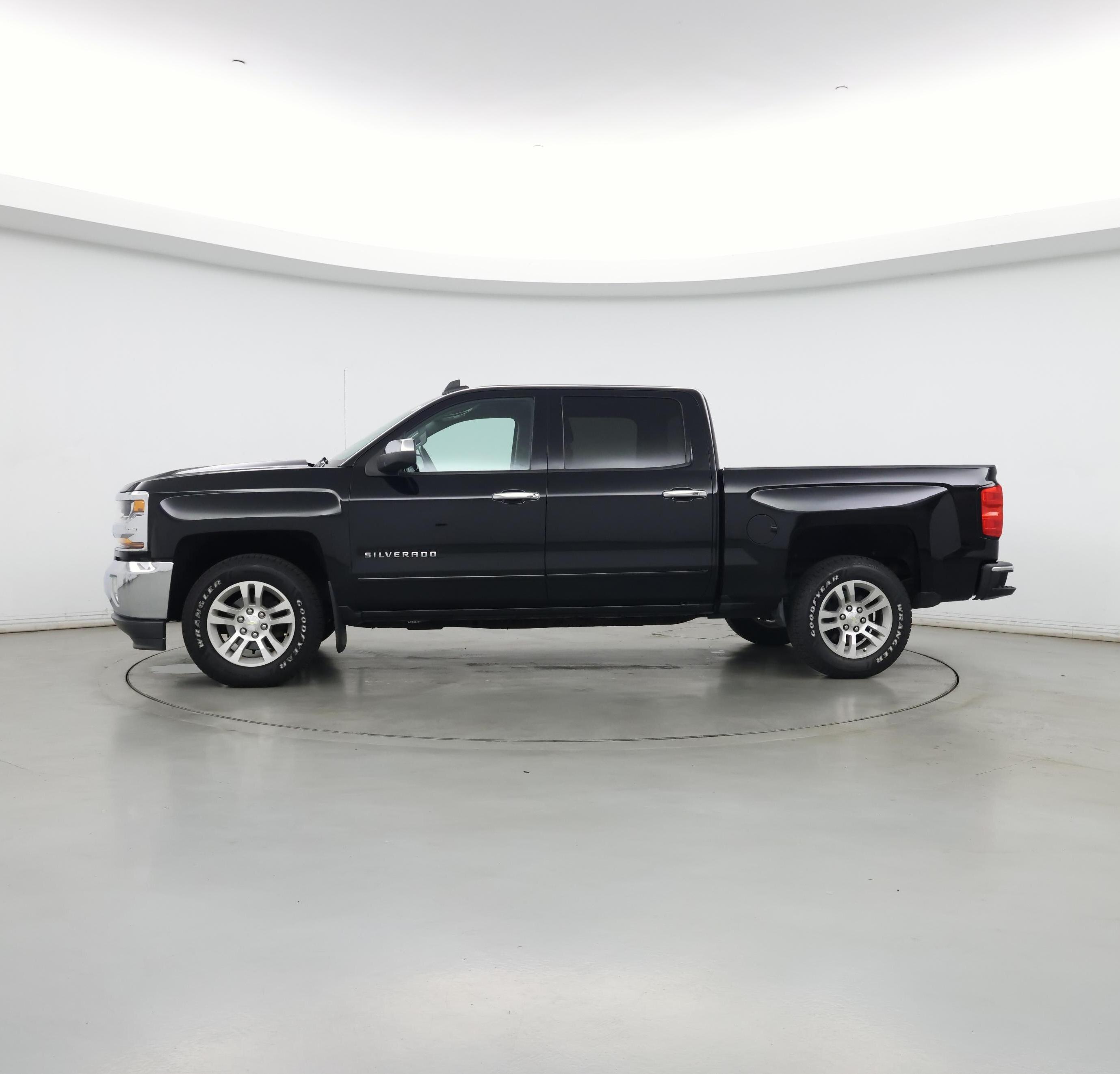 Thumbnail: 2016 Chevrolet Silverado 1500 - 3