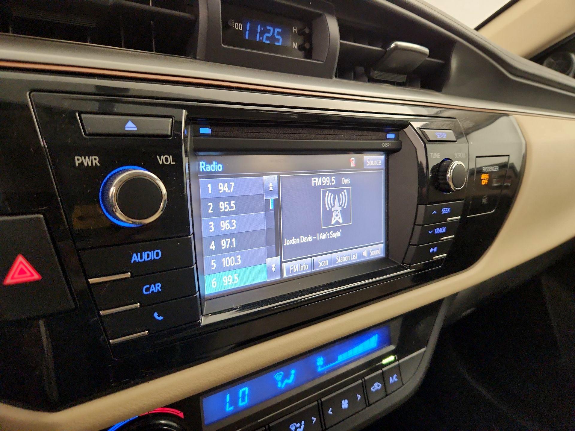 Thumbnail: 2016 Toyota Corolla - 15