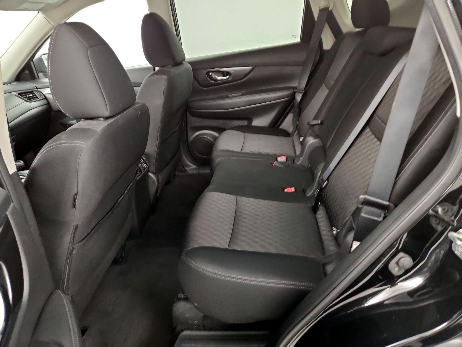 Thumbnail: 2018 Nissan Rogue - 20