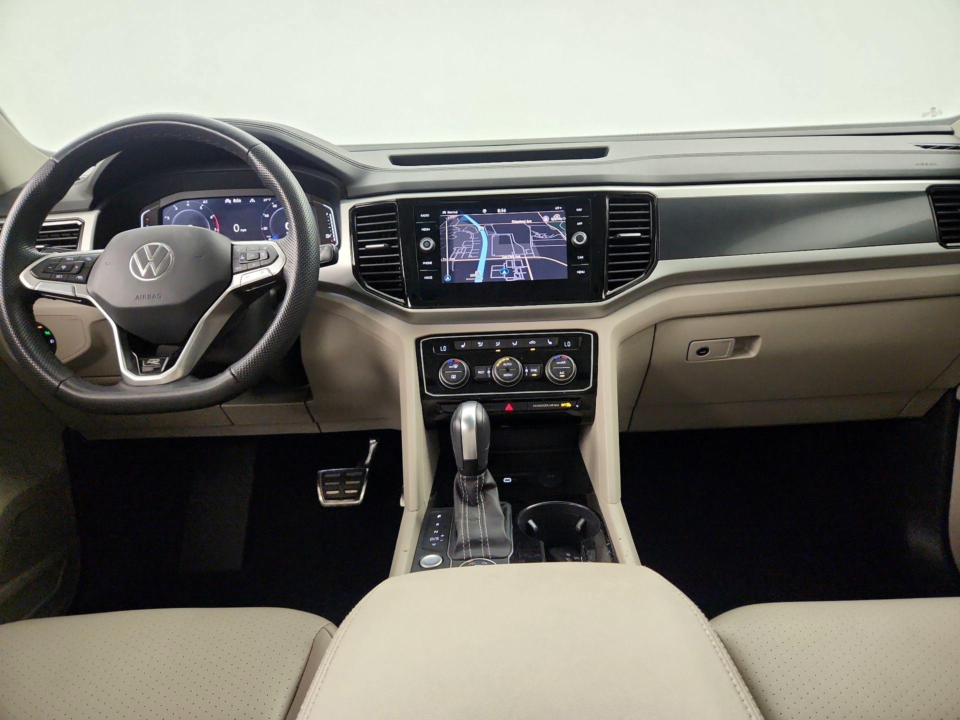 Thumbnail: 2023 Volkswagen Atlas - 9