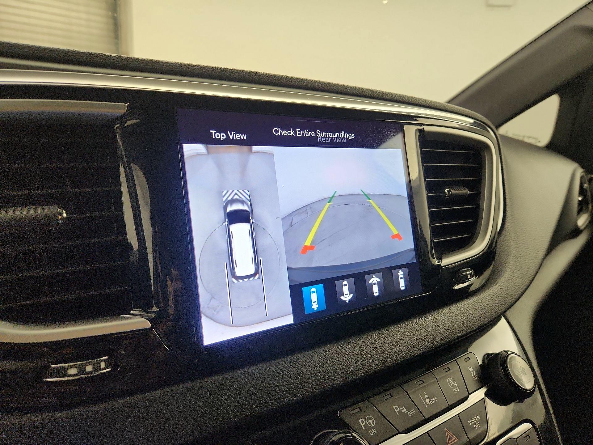 Thumbnail: 2020 Chrysler Pacifica - 13