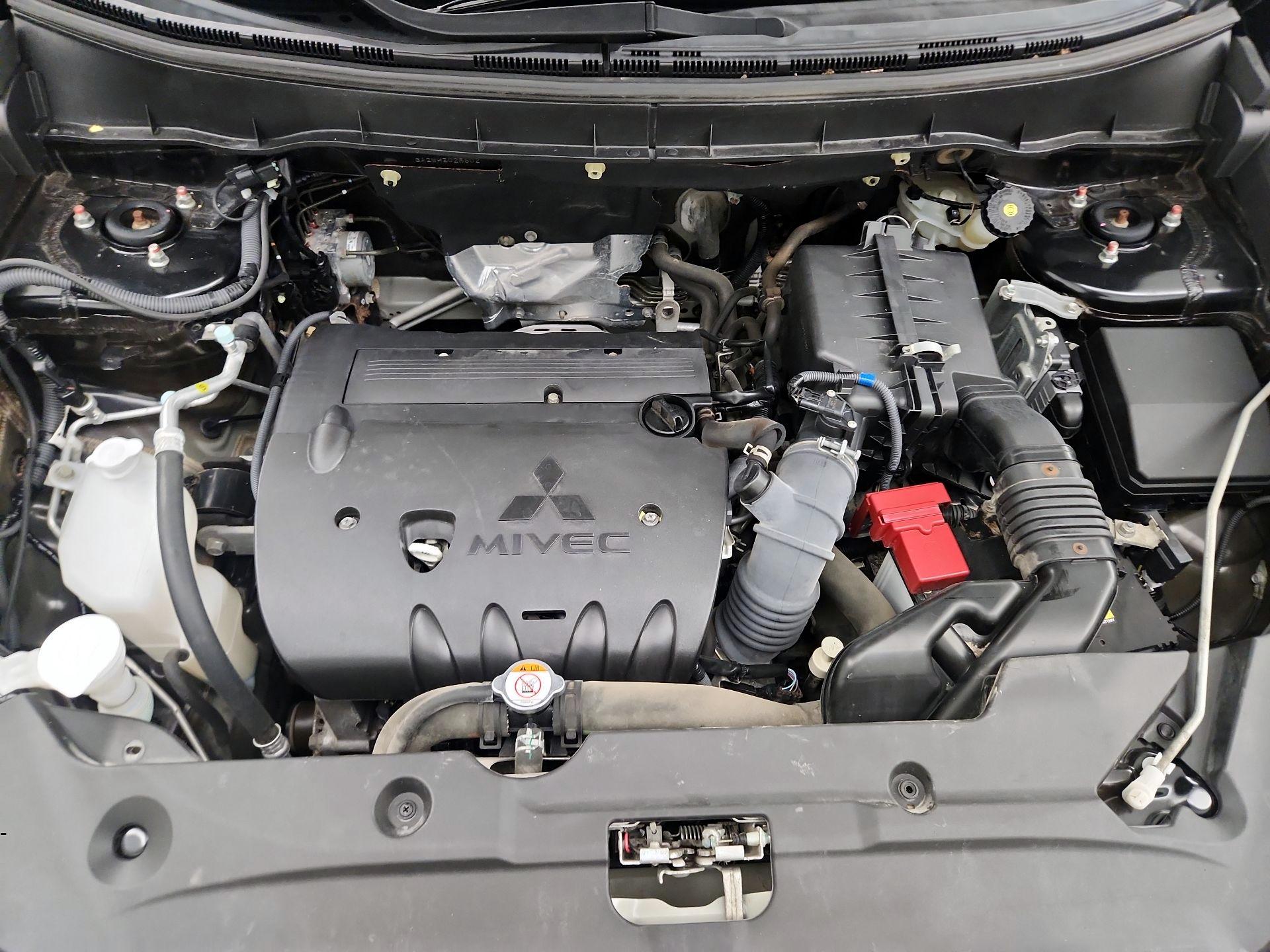 Thumbnail: 2017 Mitsubishi Outlander Sport - 20