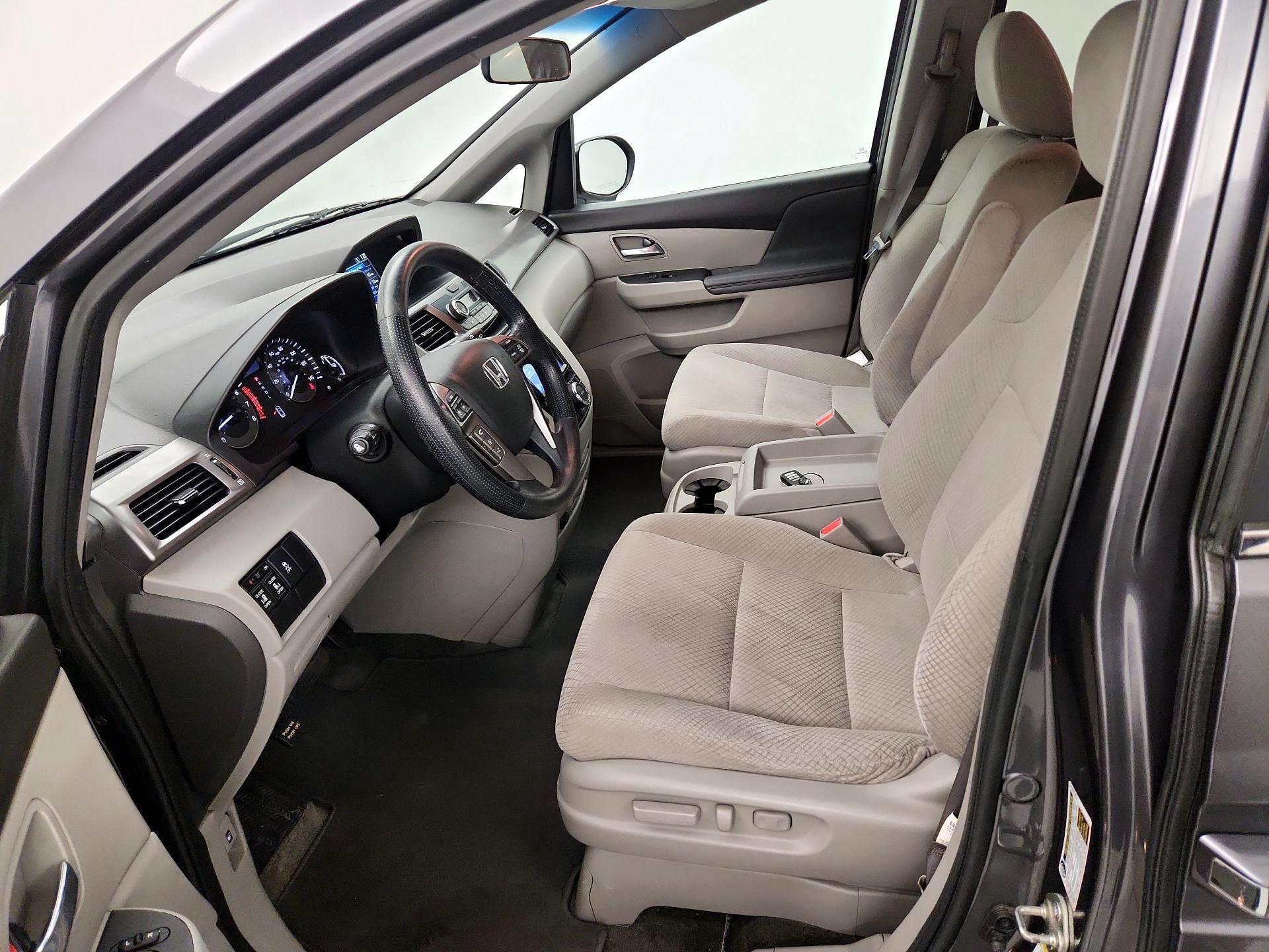 Thumbnail: 2016 Honda Odyssey - 11