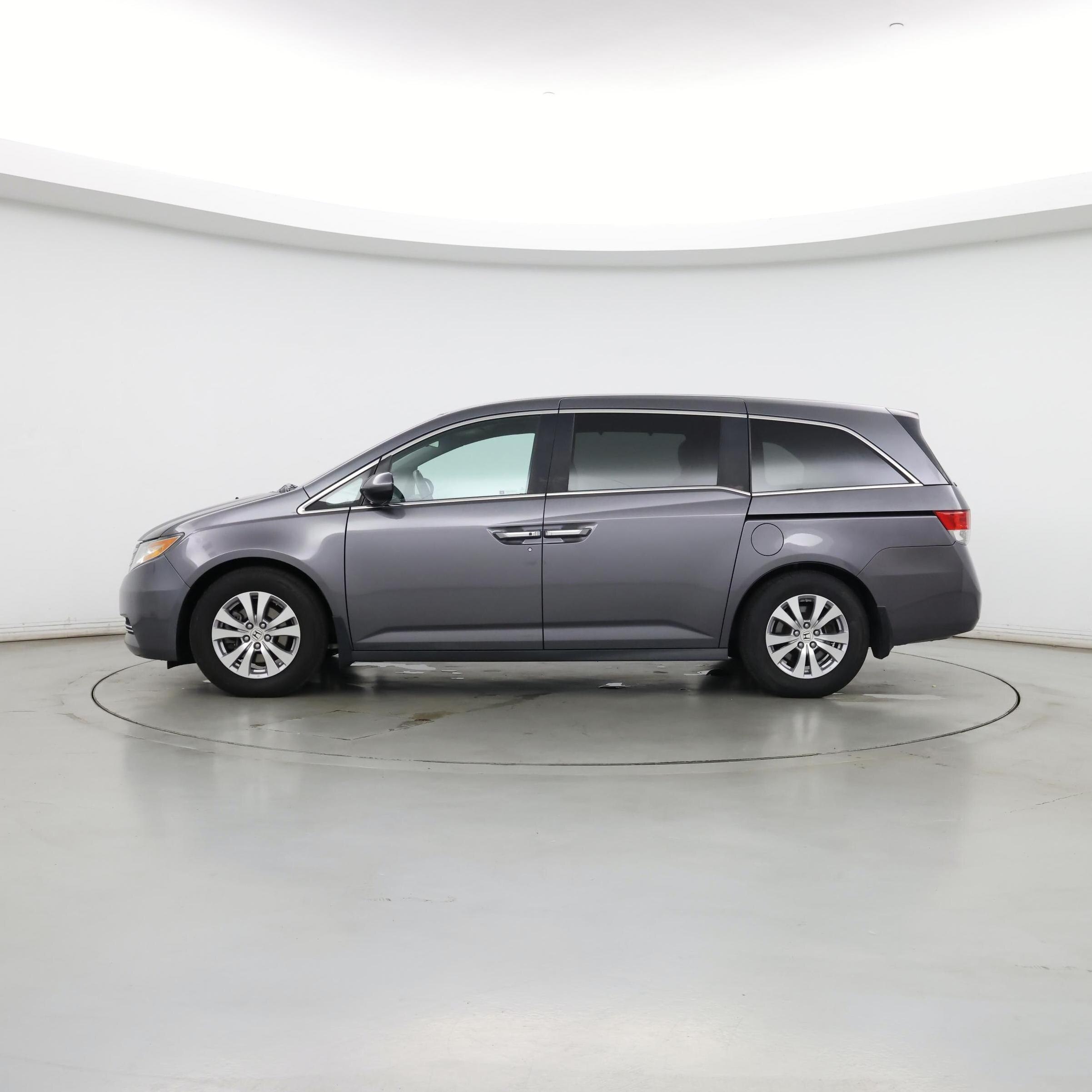 Thumbnail: 2016 Honda Odyssey - 3