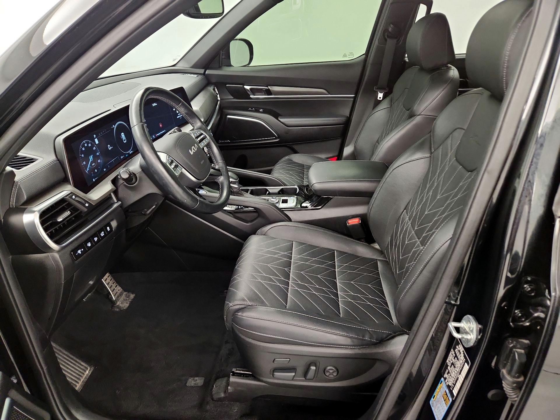 Thumbnail: 2023 Kia Telluride - 11