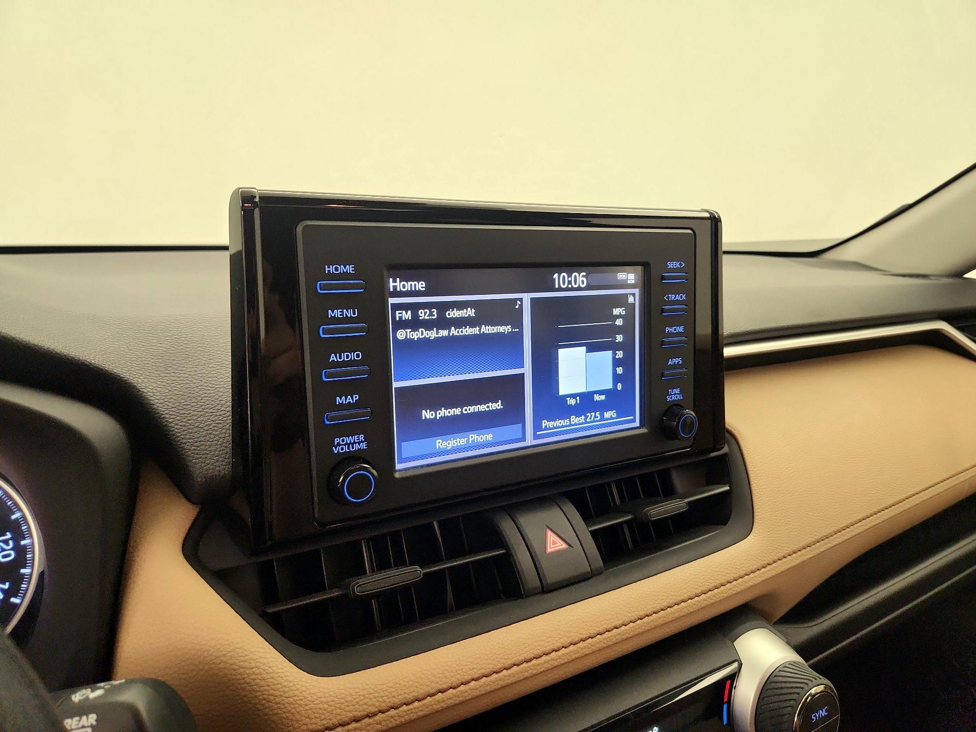 Thumbnail: 2019 Toyota RAV4 - 15
