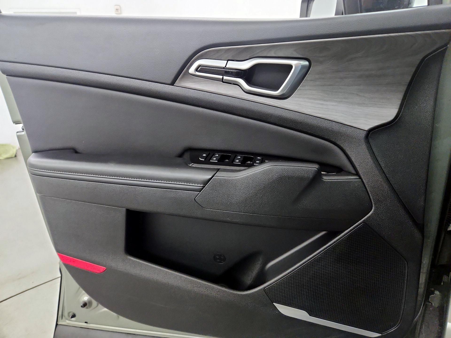 Thumbnail: 2024 Kia Sportage - 12
