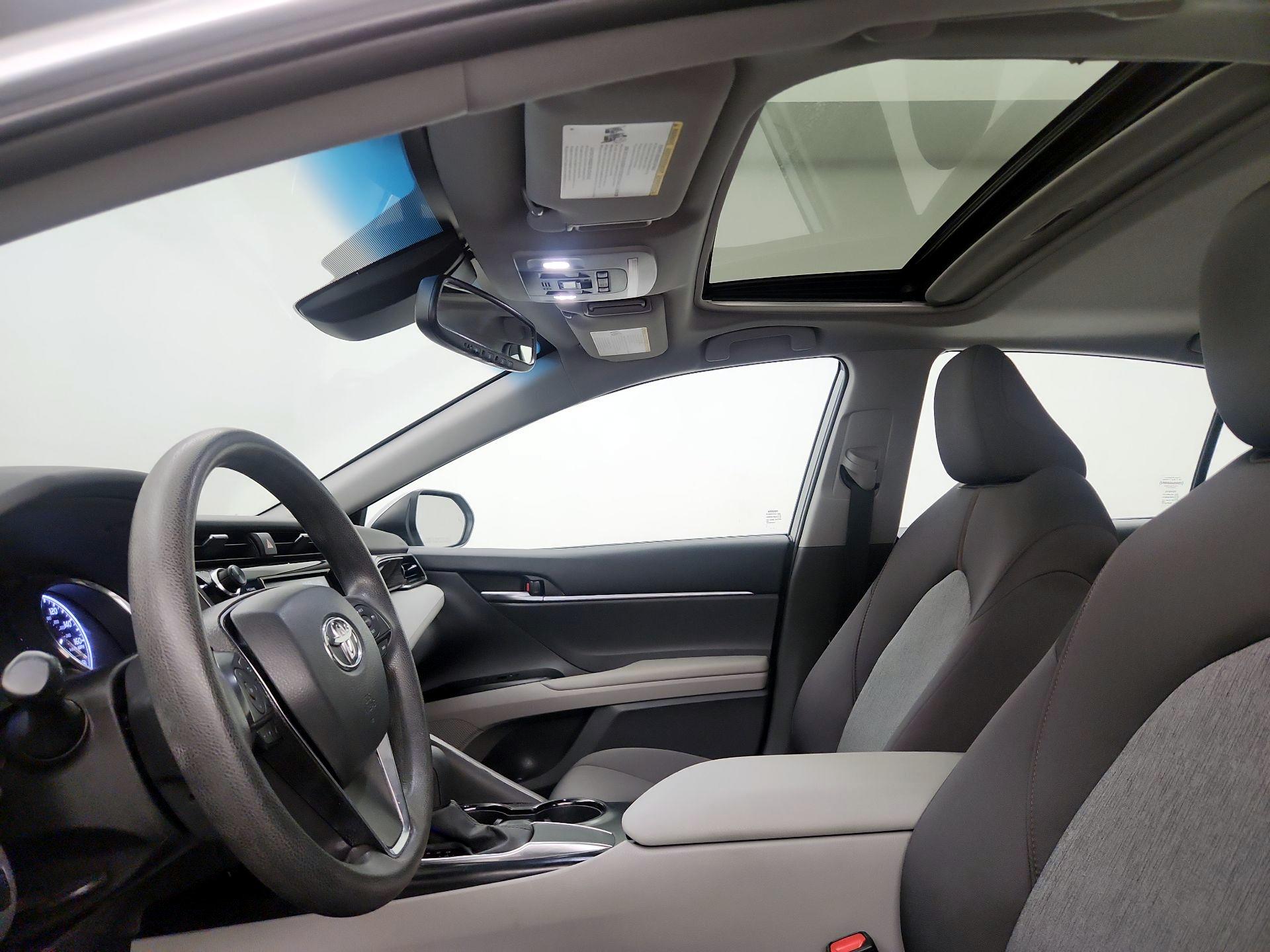 Thumbnail: 2020 Toyota Camry - 19