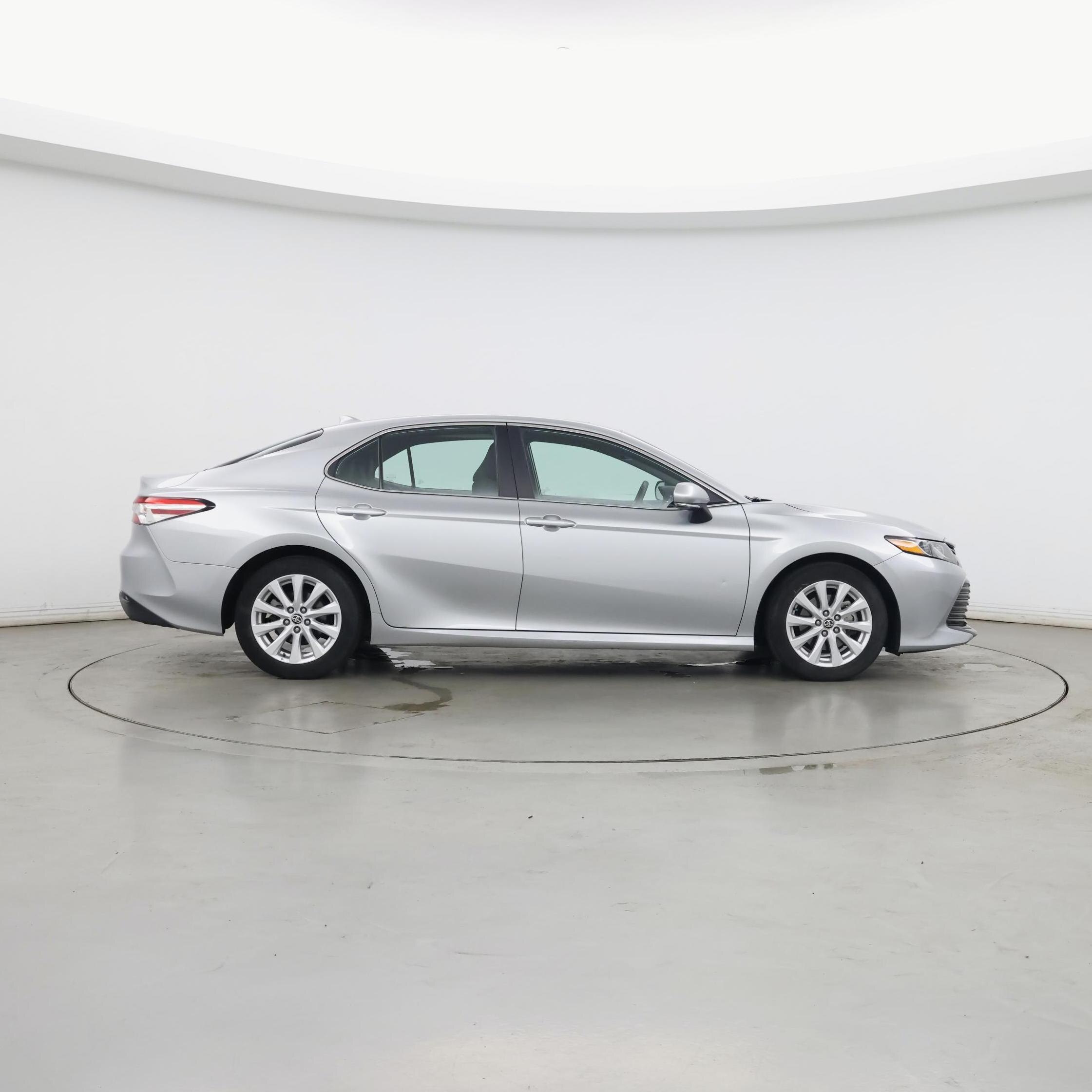 Thumbnail: 2020 Toyota Camry - 7