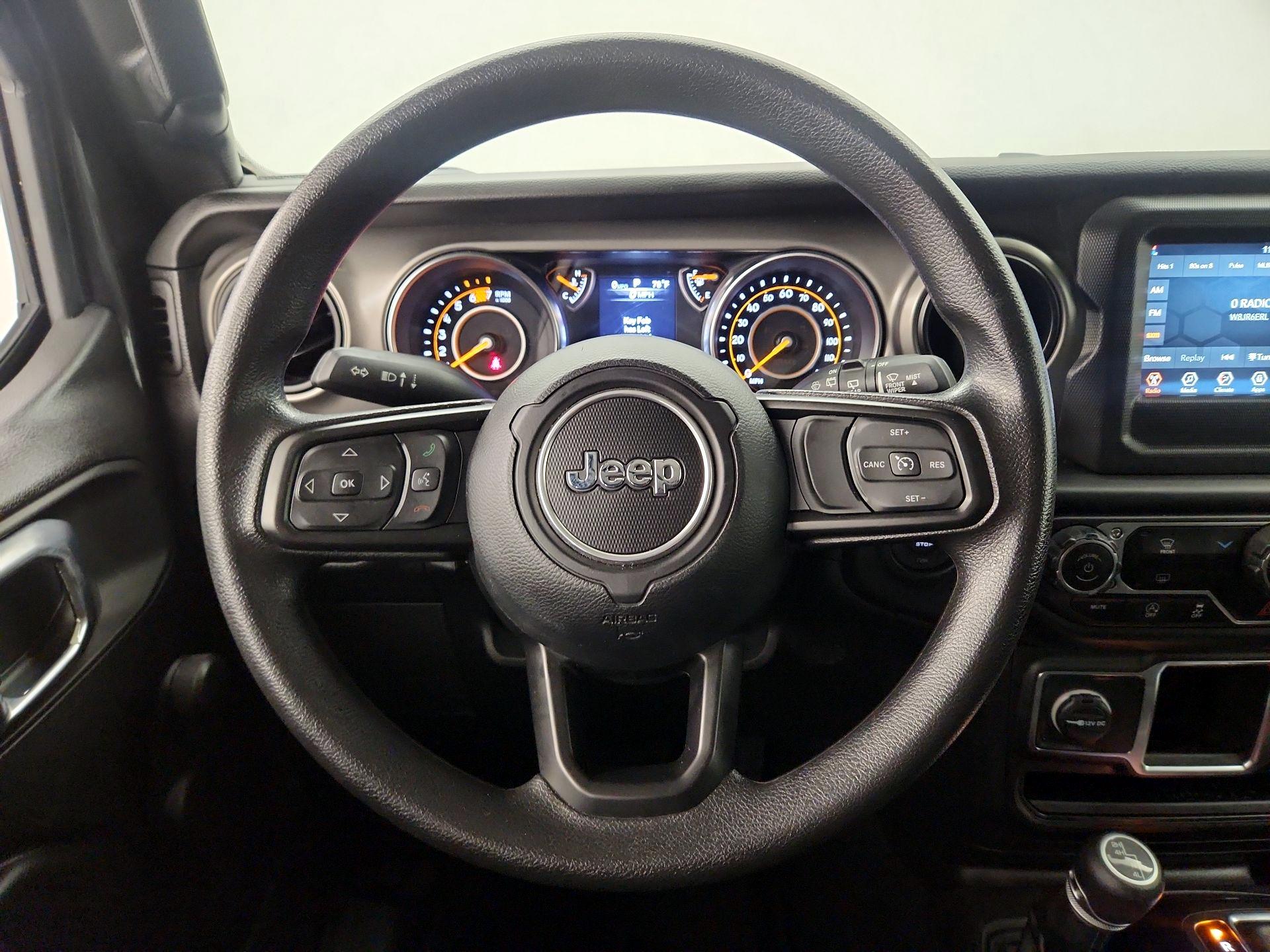 Thumbnail: 2022 Jeep Wrangler - 10