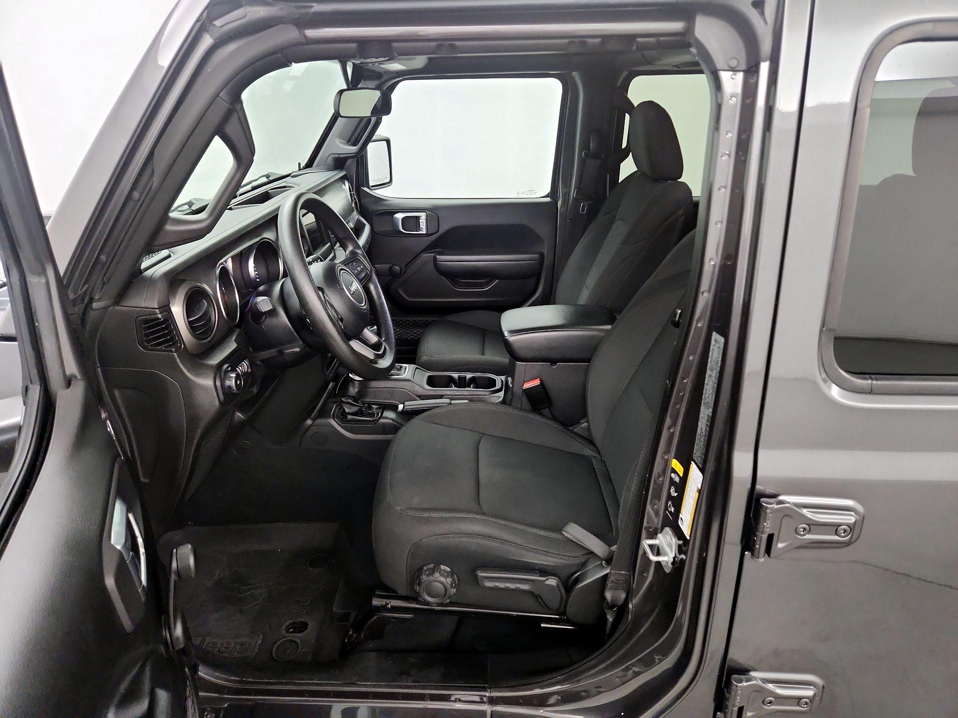 Thumbnail: 2022 Jeep Wrangler - 11