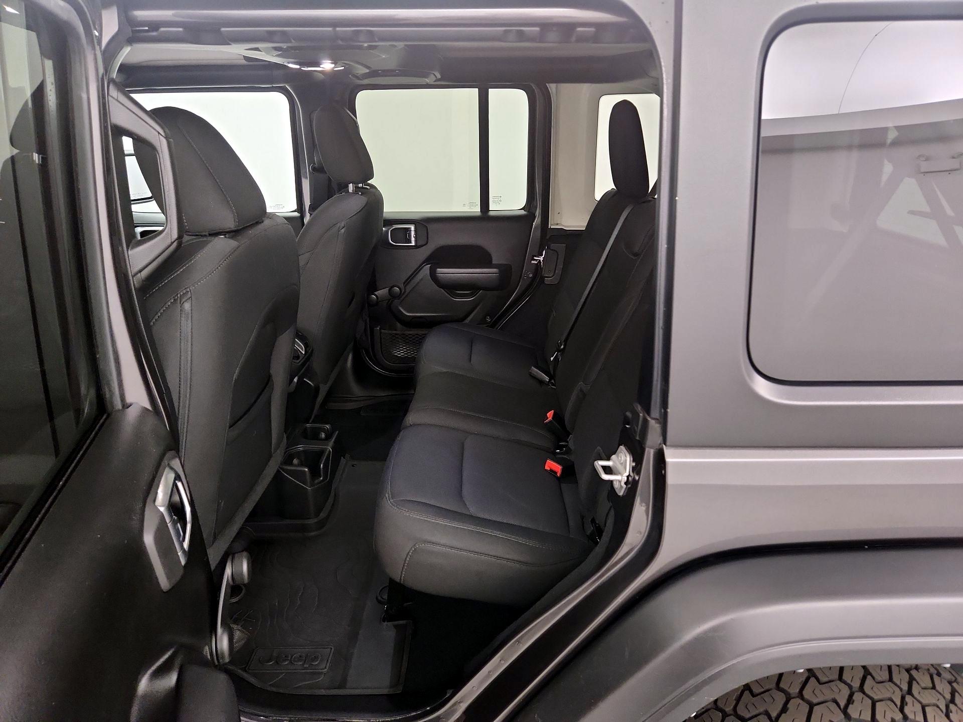 Thumbnail: 2022 Jeep Wrangler - 19