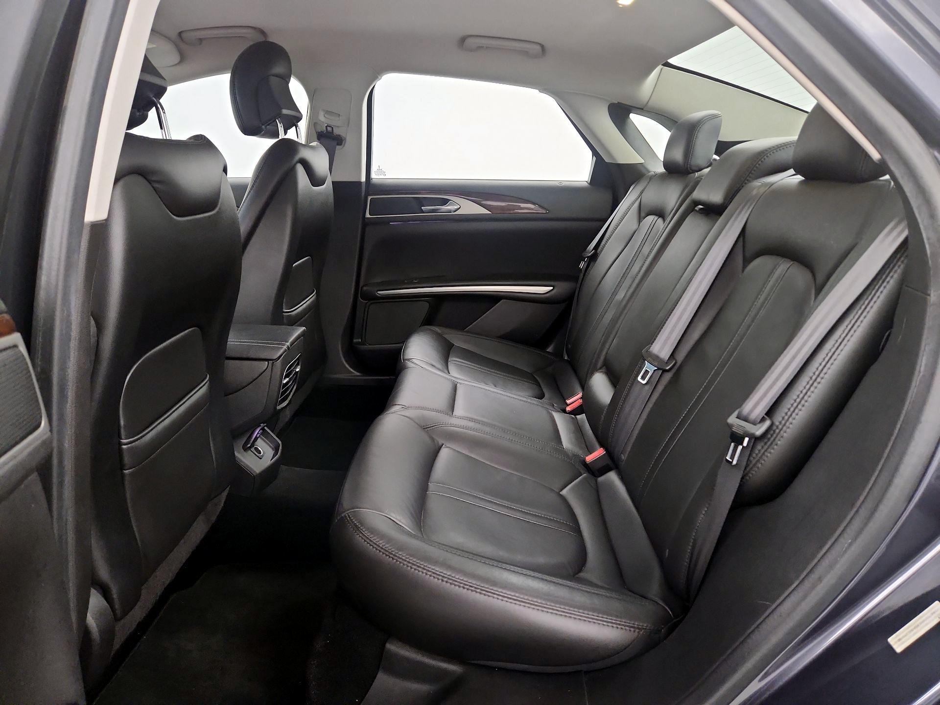 Thumbnail: 2014 Lincoln MKZ - 19