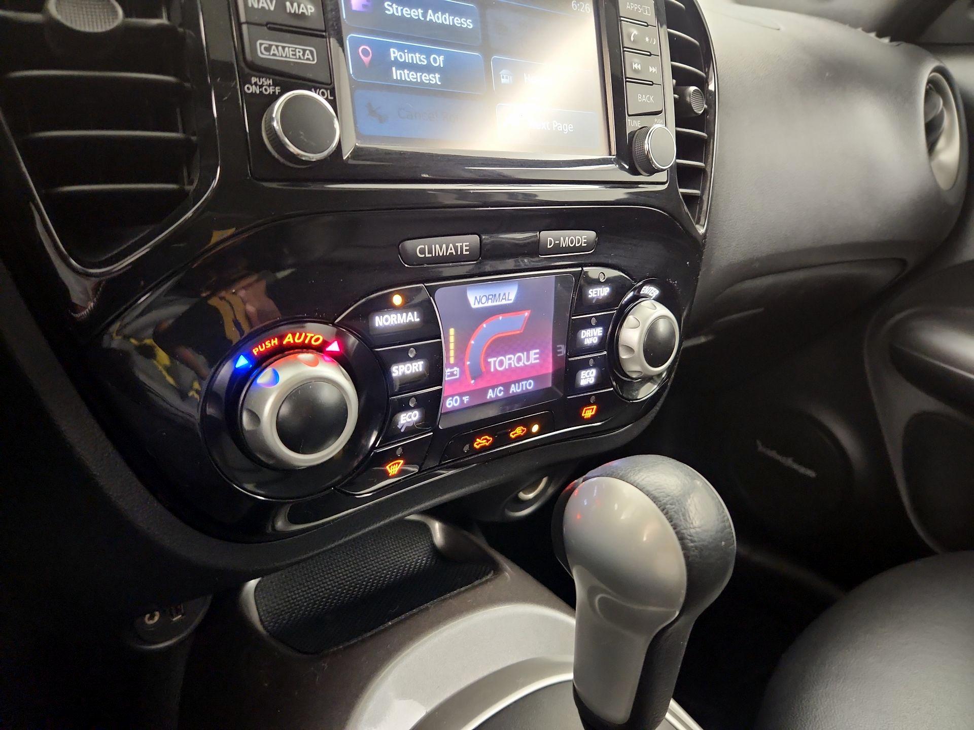 Thumbnail: 2015 Nissan Juke - 17