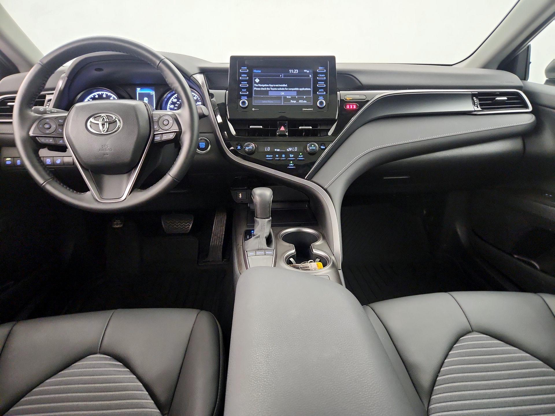 Thumbnail: 2023 Toyota Camry - 9
