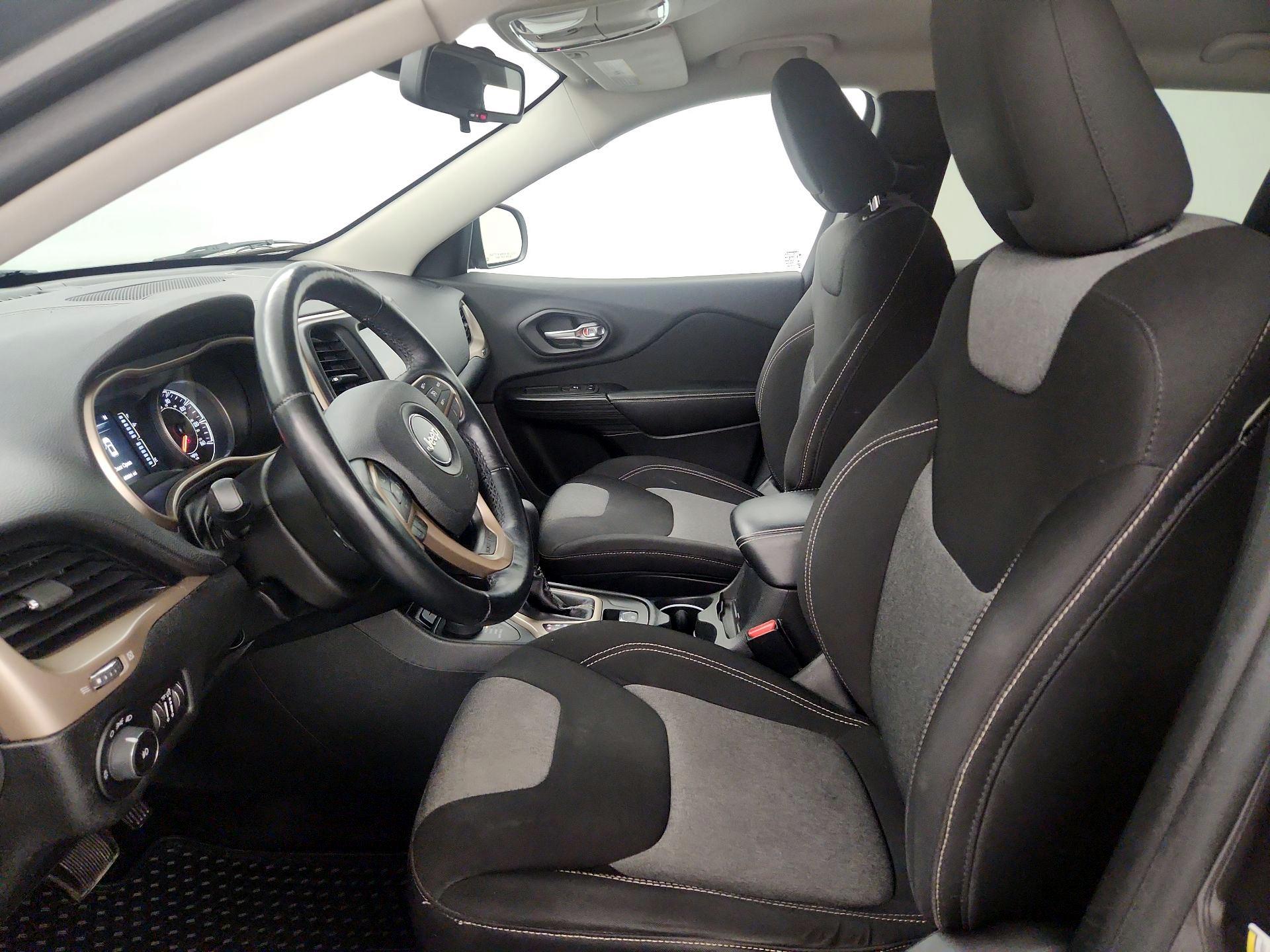 Thumbnail: 2014 Jeep Cherokee - 11