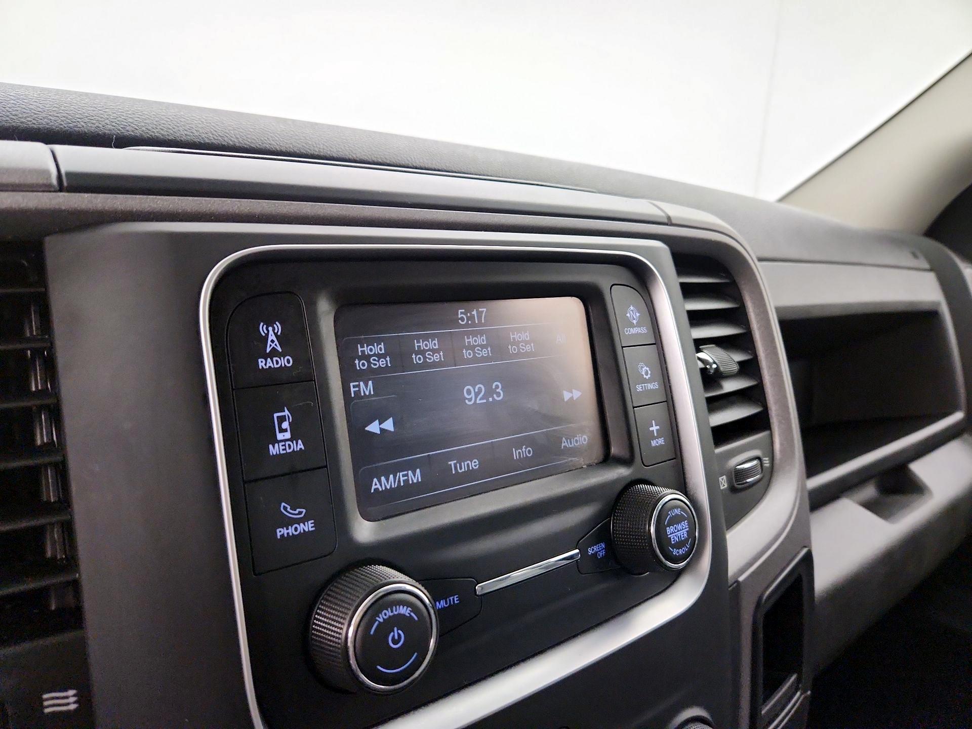Thumbnail: 2022 RAM 1500 Classic - 15