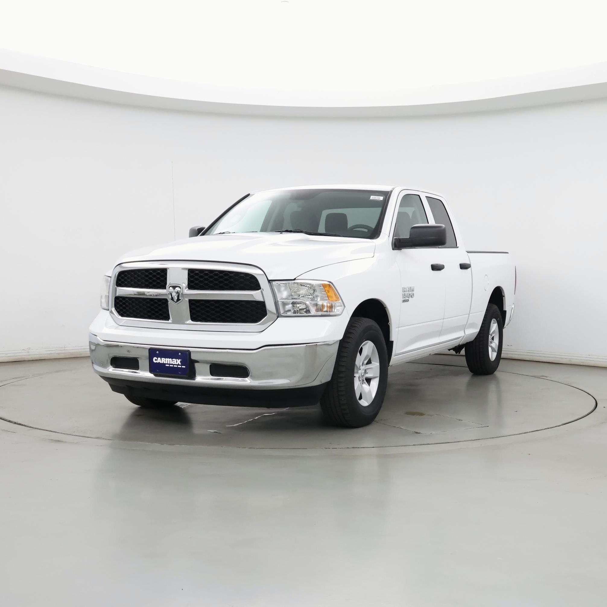 Thumbnail: 2022 RAM 1500 Classic - 4