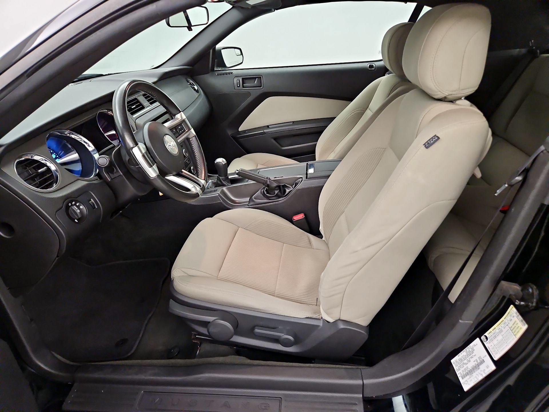 Thumbnail: 2014 Ford Mustang - 11