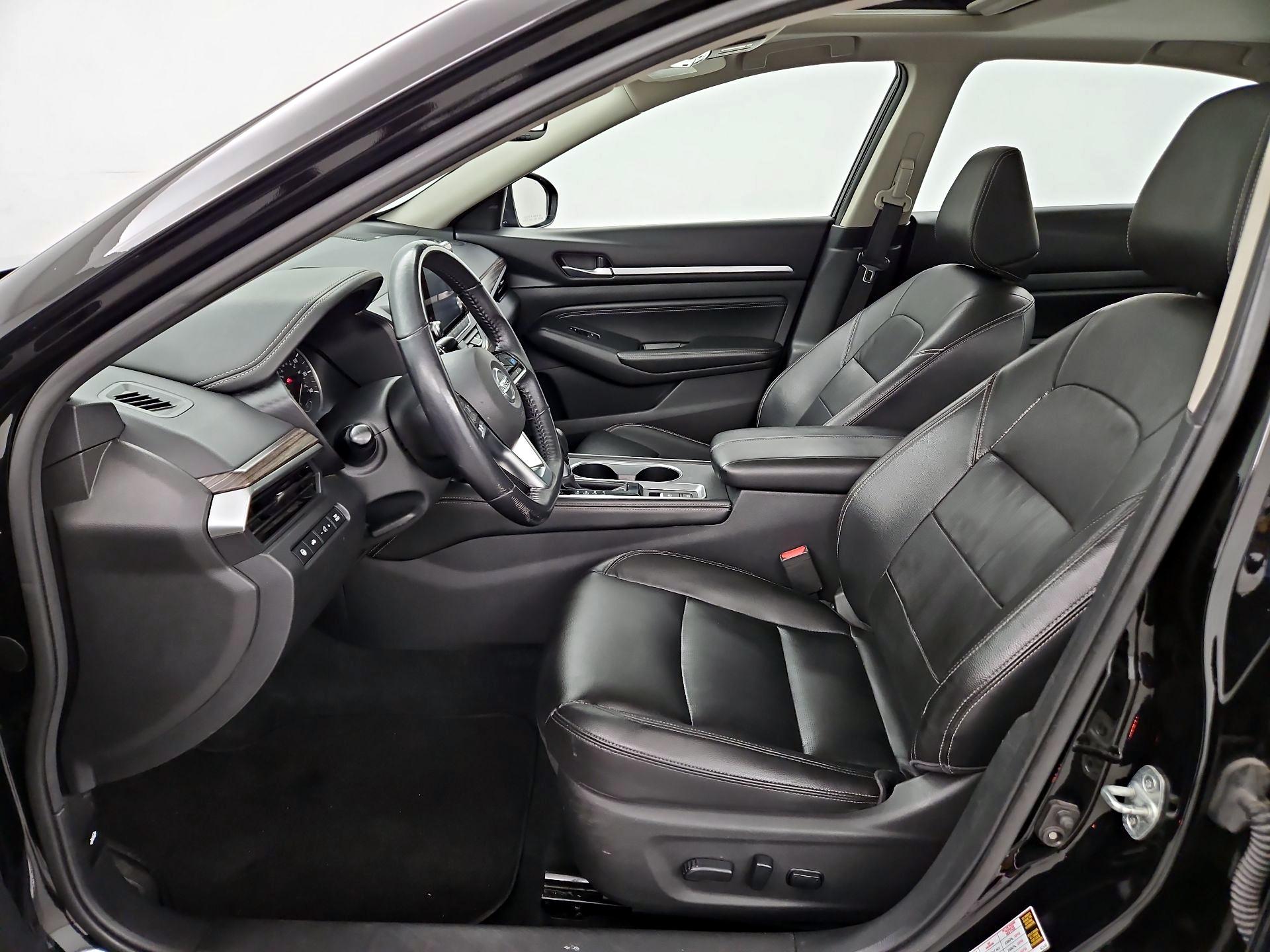 Thumbnail: 2019 Nissan Altima - 11