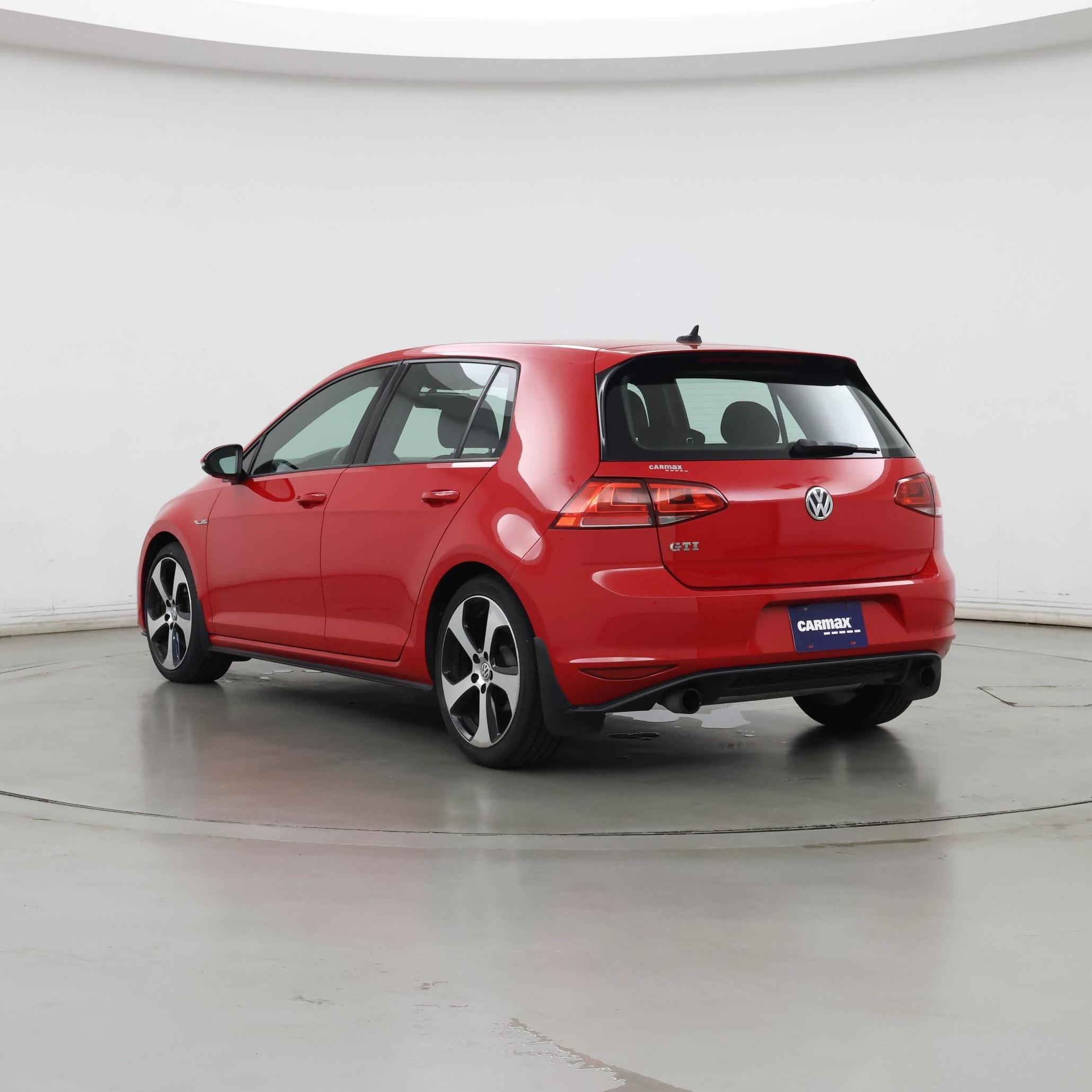 Thumbnail: 2017 Volkswagen Golf - 2