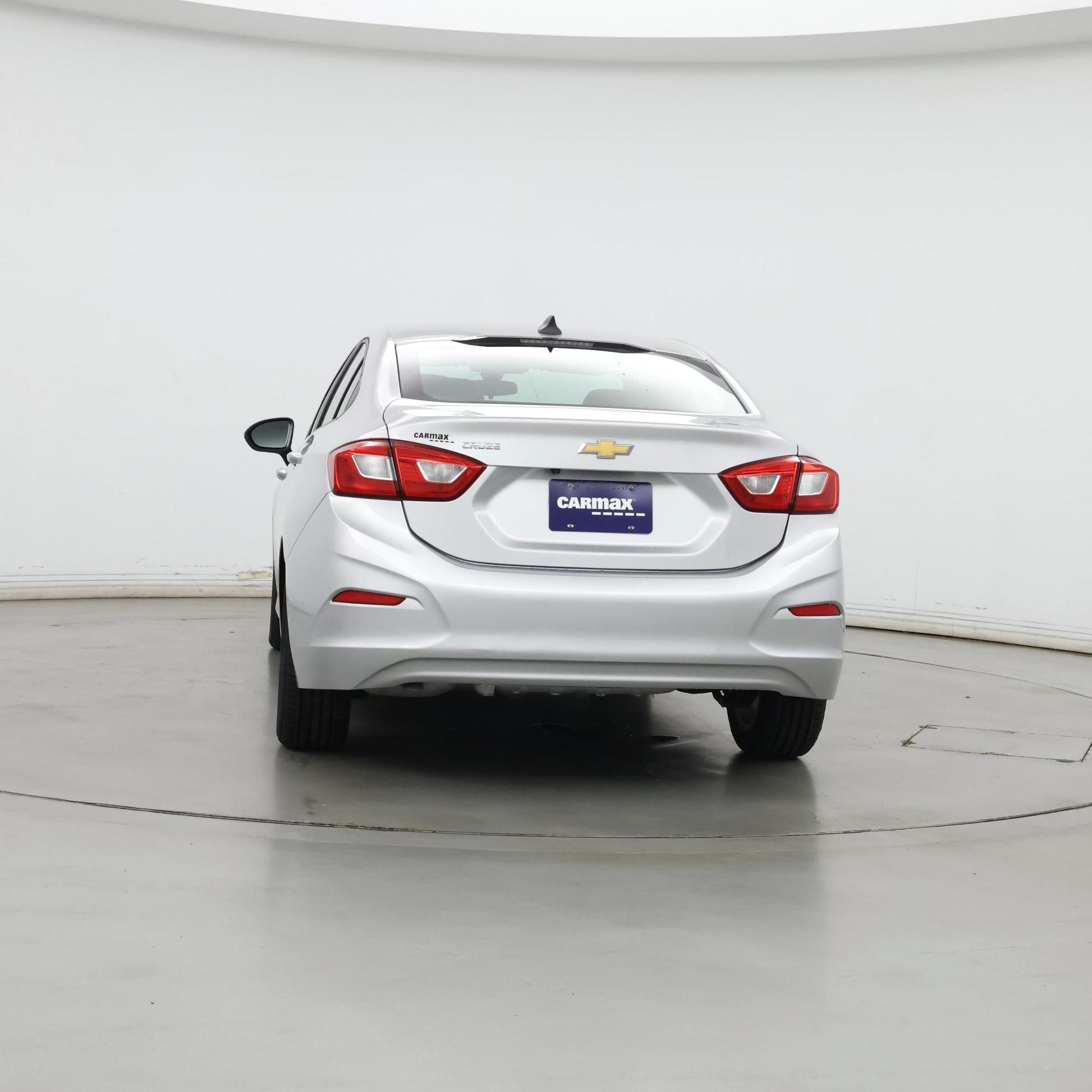 Thumbnail: 2019 Chevrolet Cruze - 6