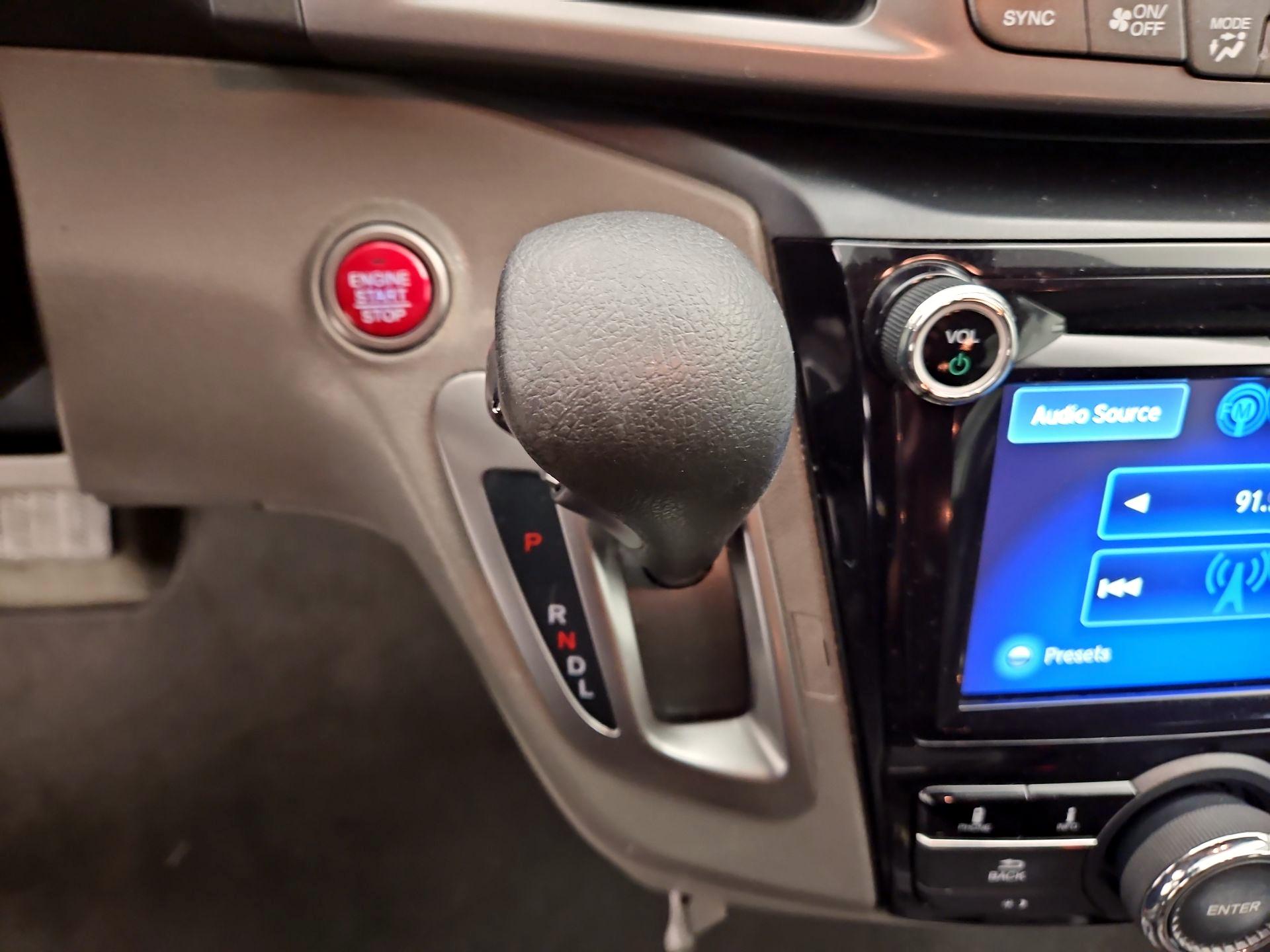 Thumbnail: 2015 Honda Odyssey - 17