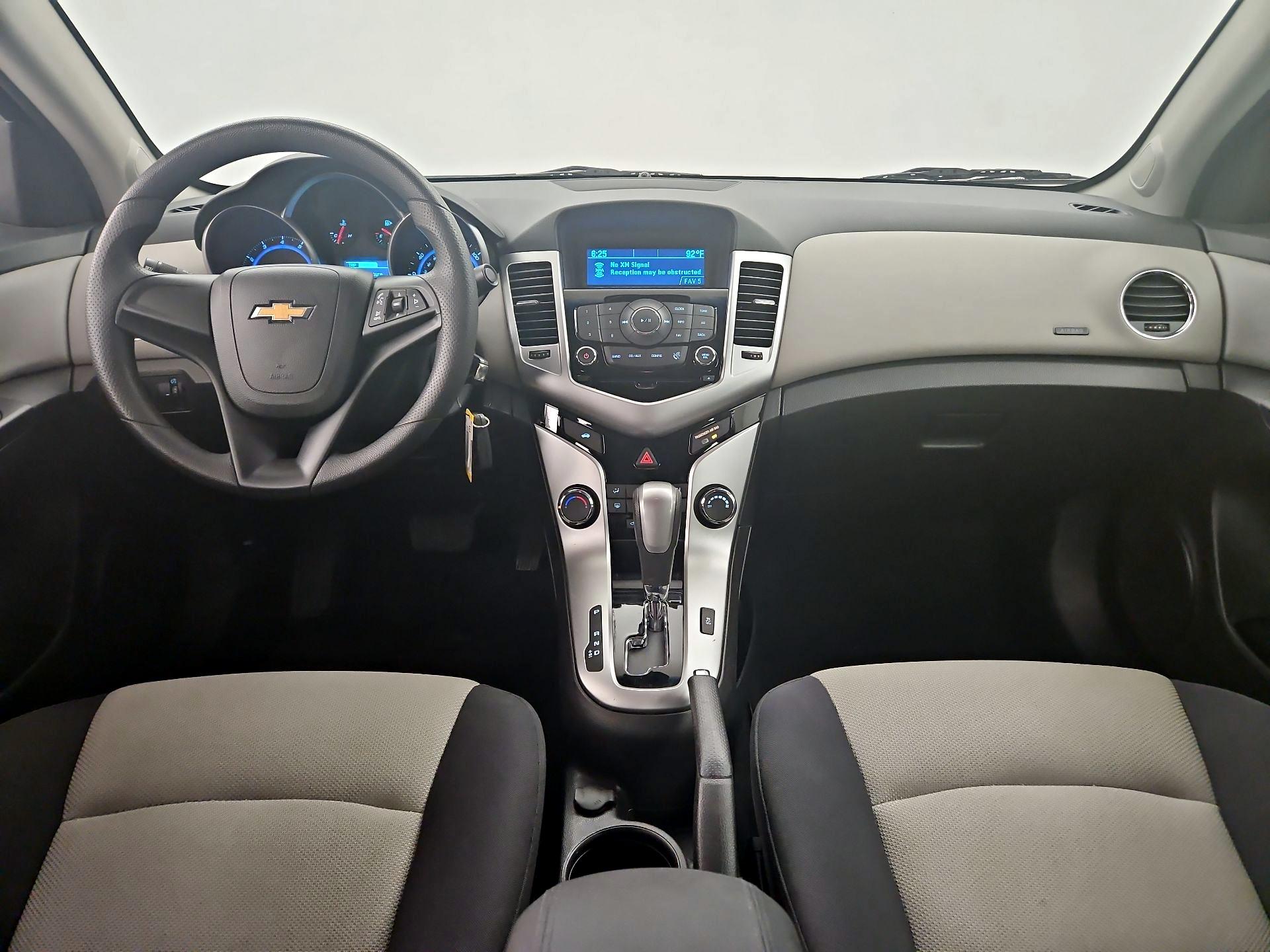 Thumbnail: 2015 Chevrolet Cruze - 9