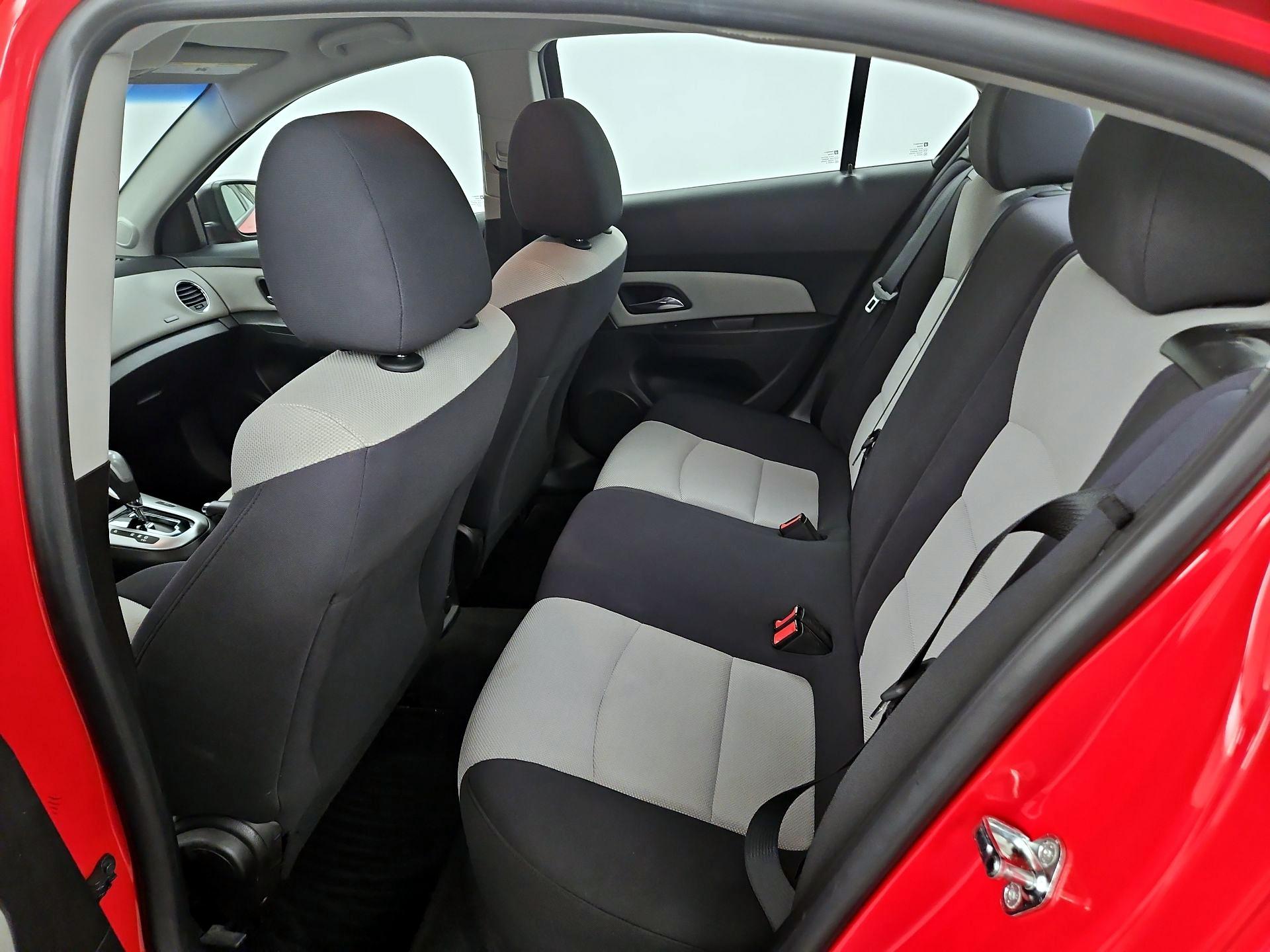 Thumbnail: 2015 Chevrolet Cruze - 18