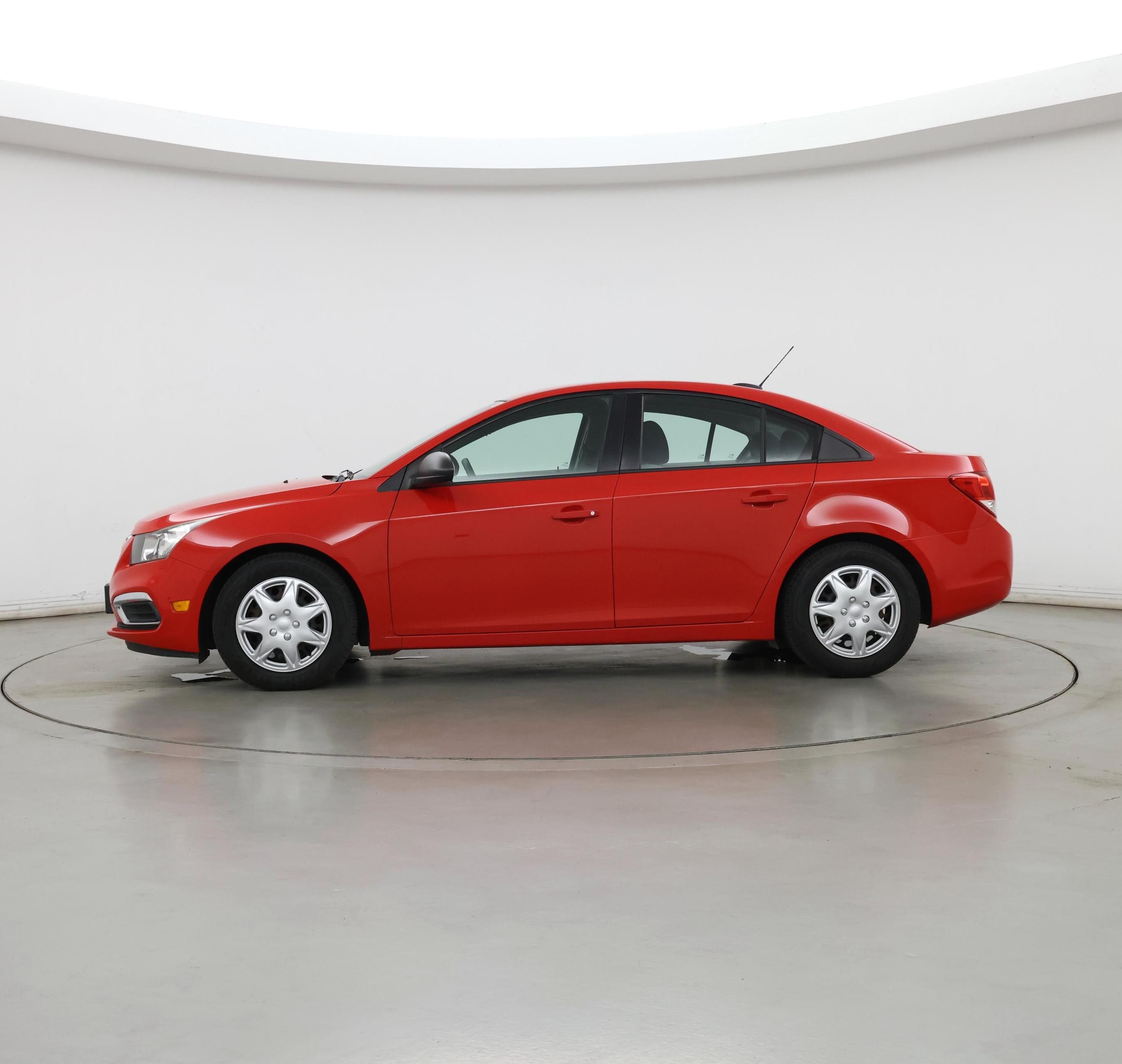 Thumbnail: 2015 Chevrolet Cruze - 3