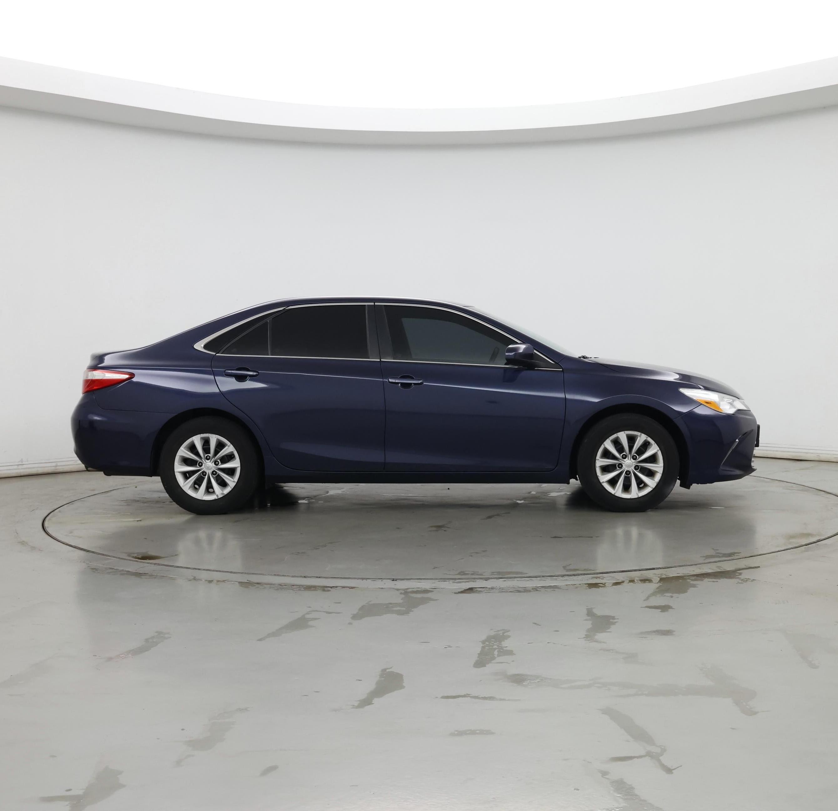 Thumbnail: 2015 Toyota Camry - 7