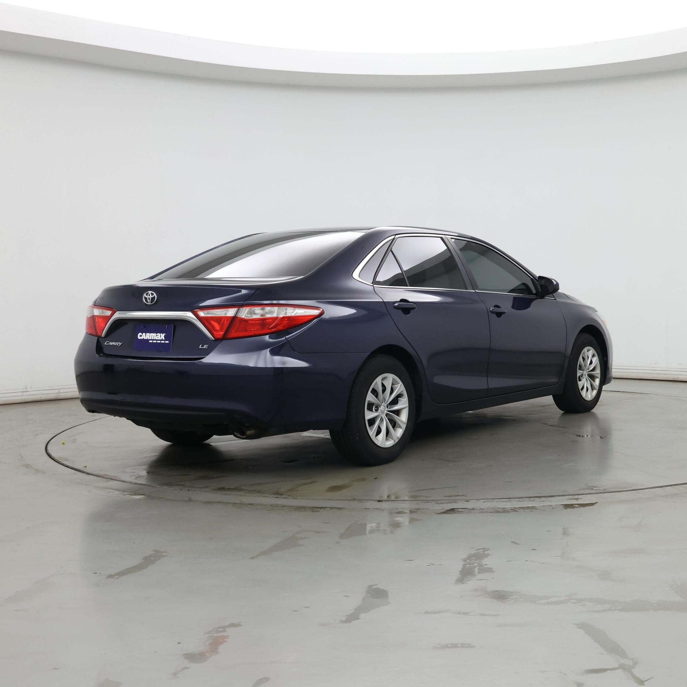 Thumbnail: 2015 Toyota Camry - 8