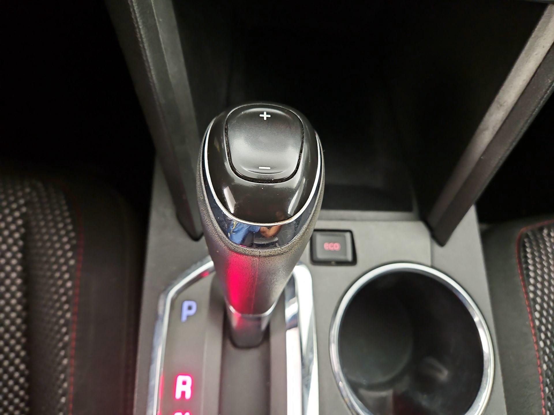 Thumbnail: 2017 GMC Terrain - 16