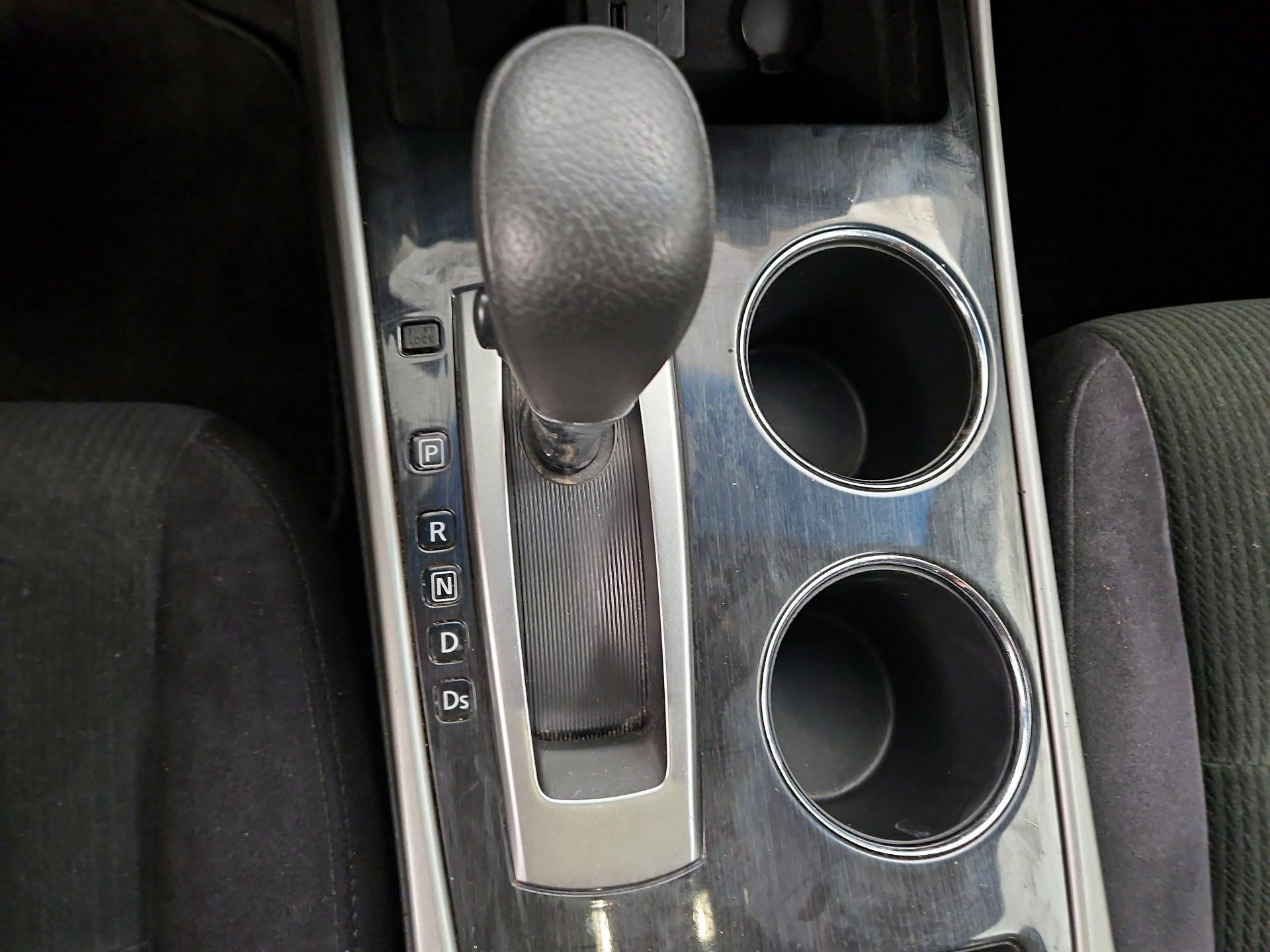 Thumbnail: 2013 Nissan Altima - 17