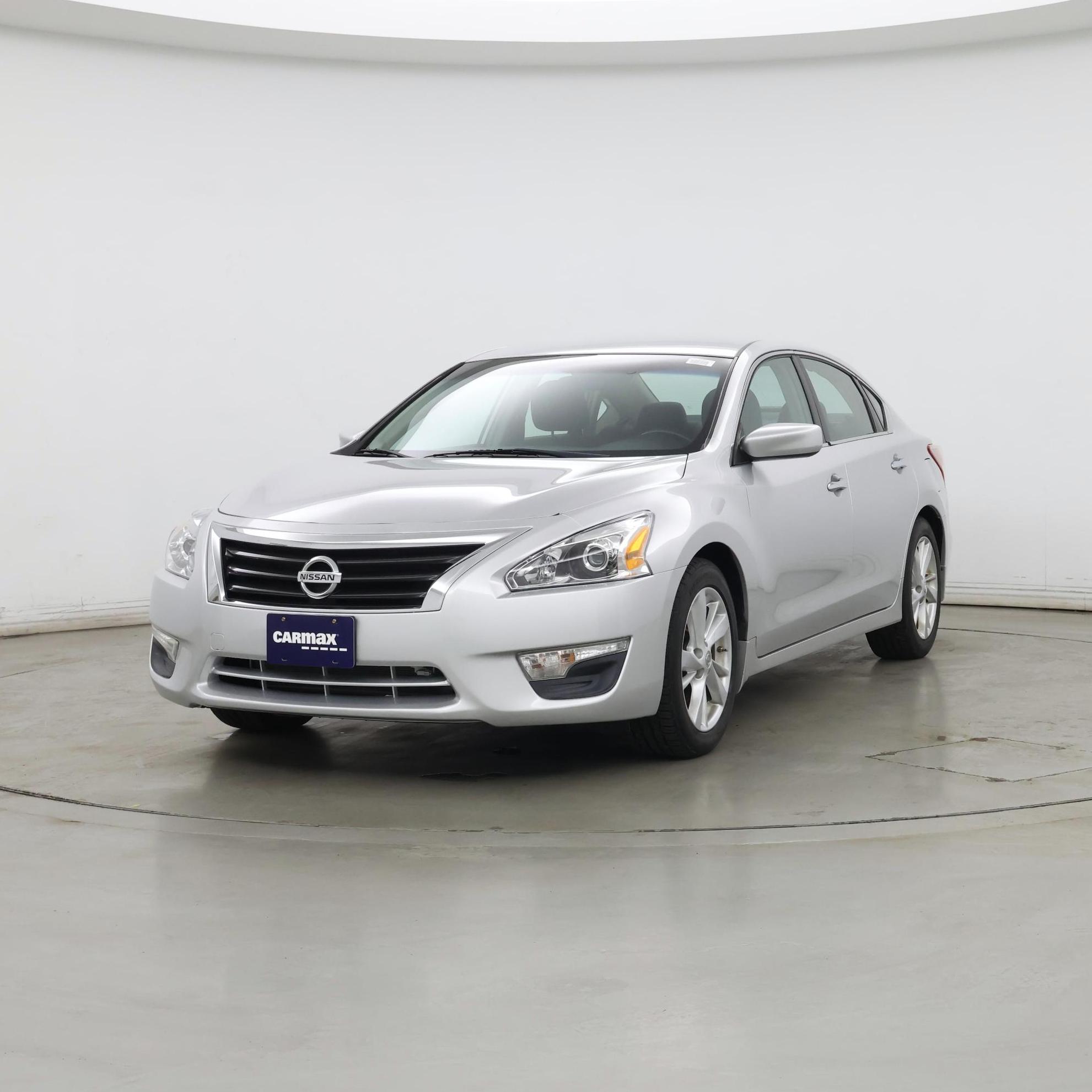 Thumbnail: 2013 Nissan Altima - 4