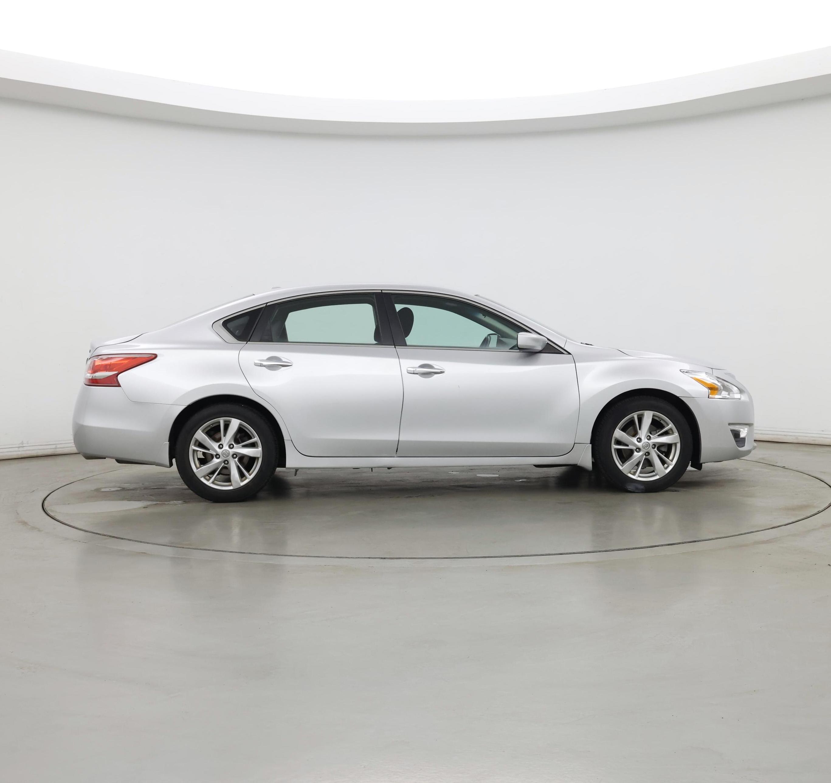 Thumbnail: 2013 Nissan Altima - 7