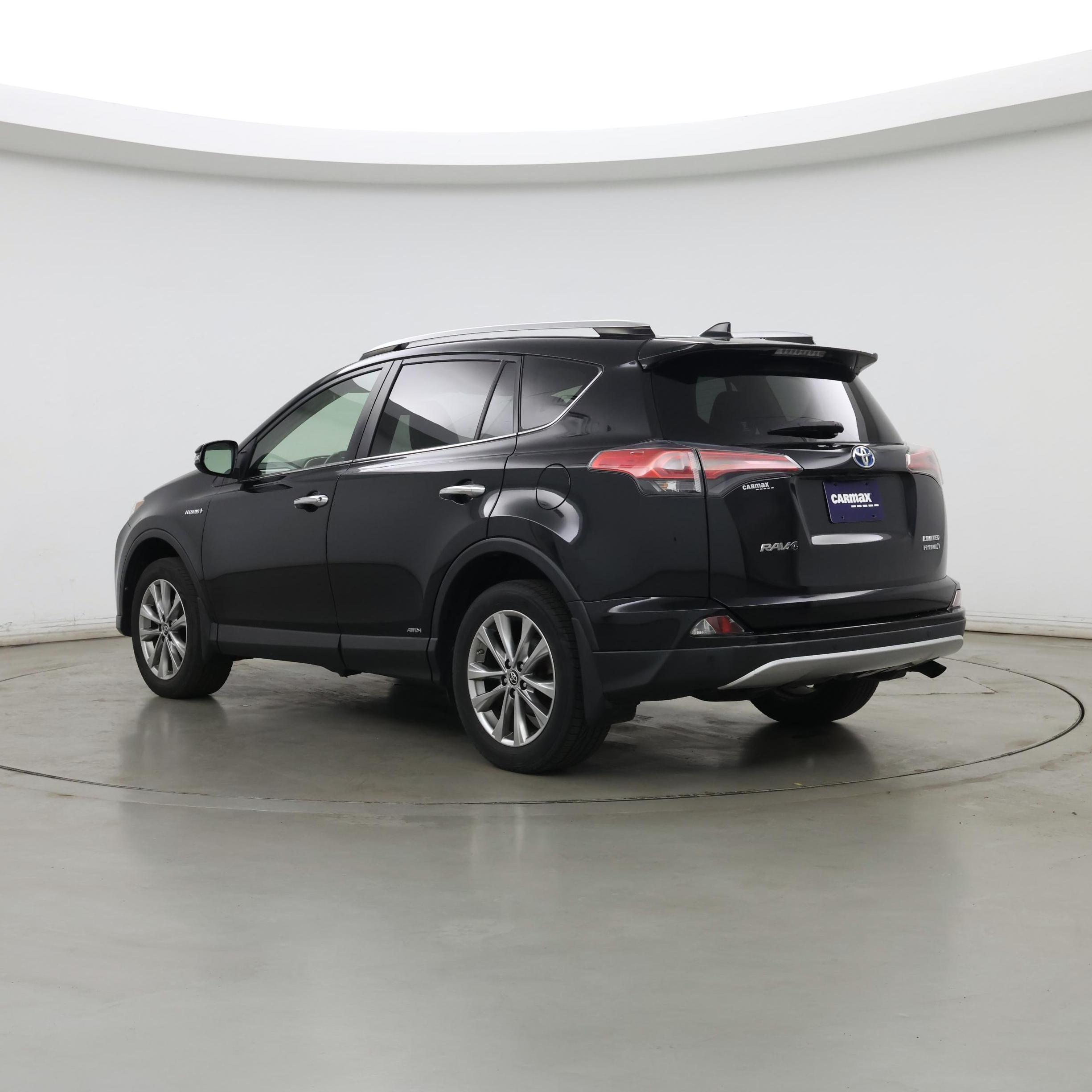 Thumbnail: 2016 Toyota RAV4 - 2