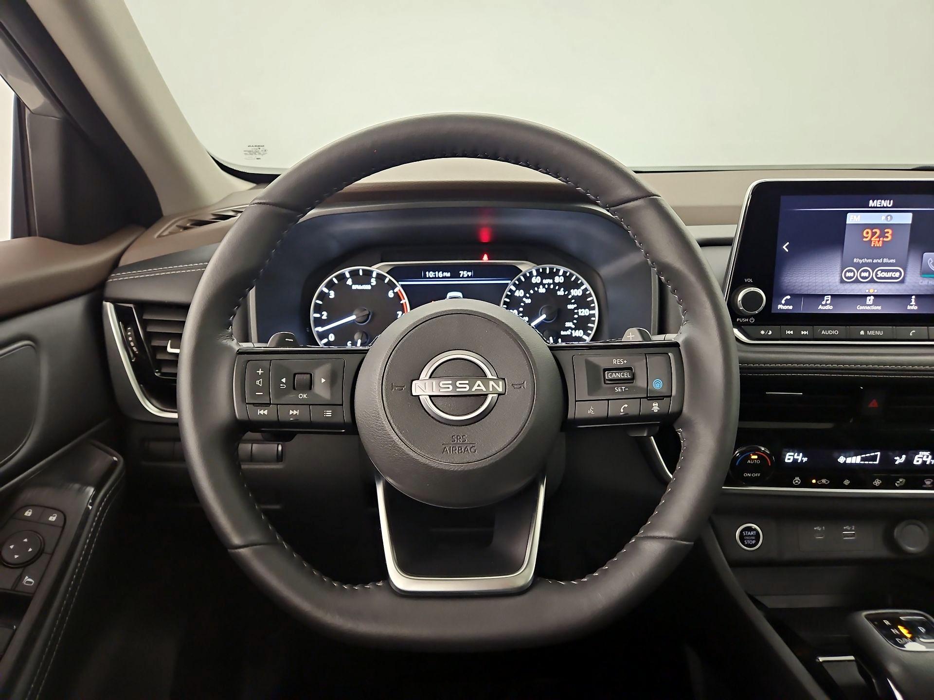 Thumbnail: 2023 Nissan Rogue - 10