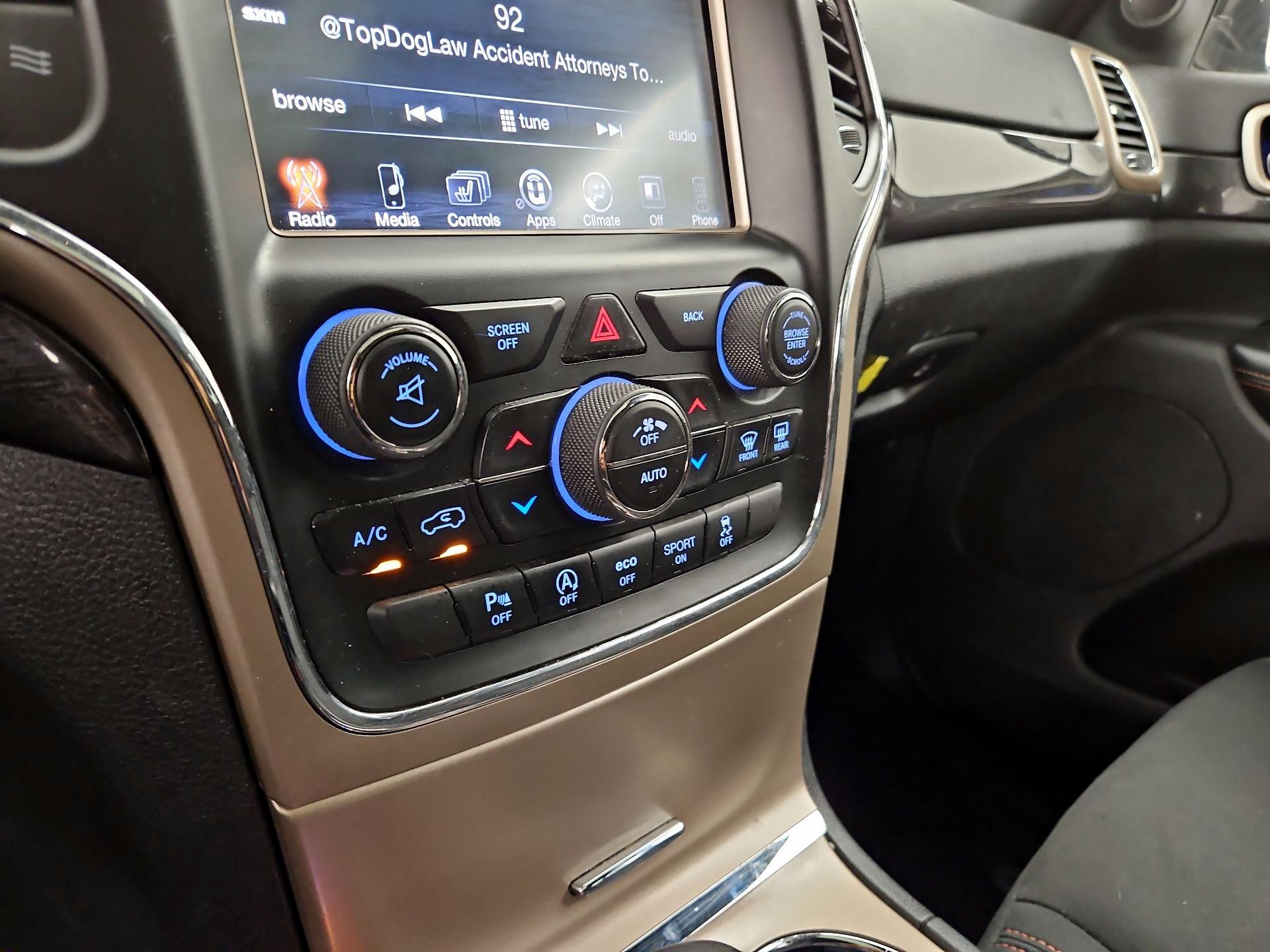 Thumbnail: 2016 Jeep Grand Cherokee - 16