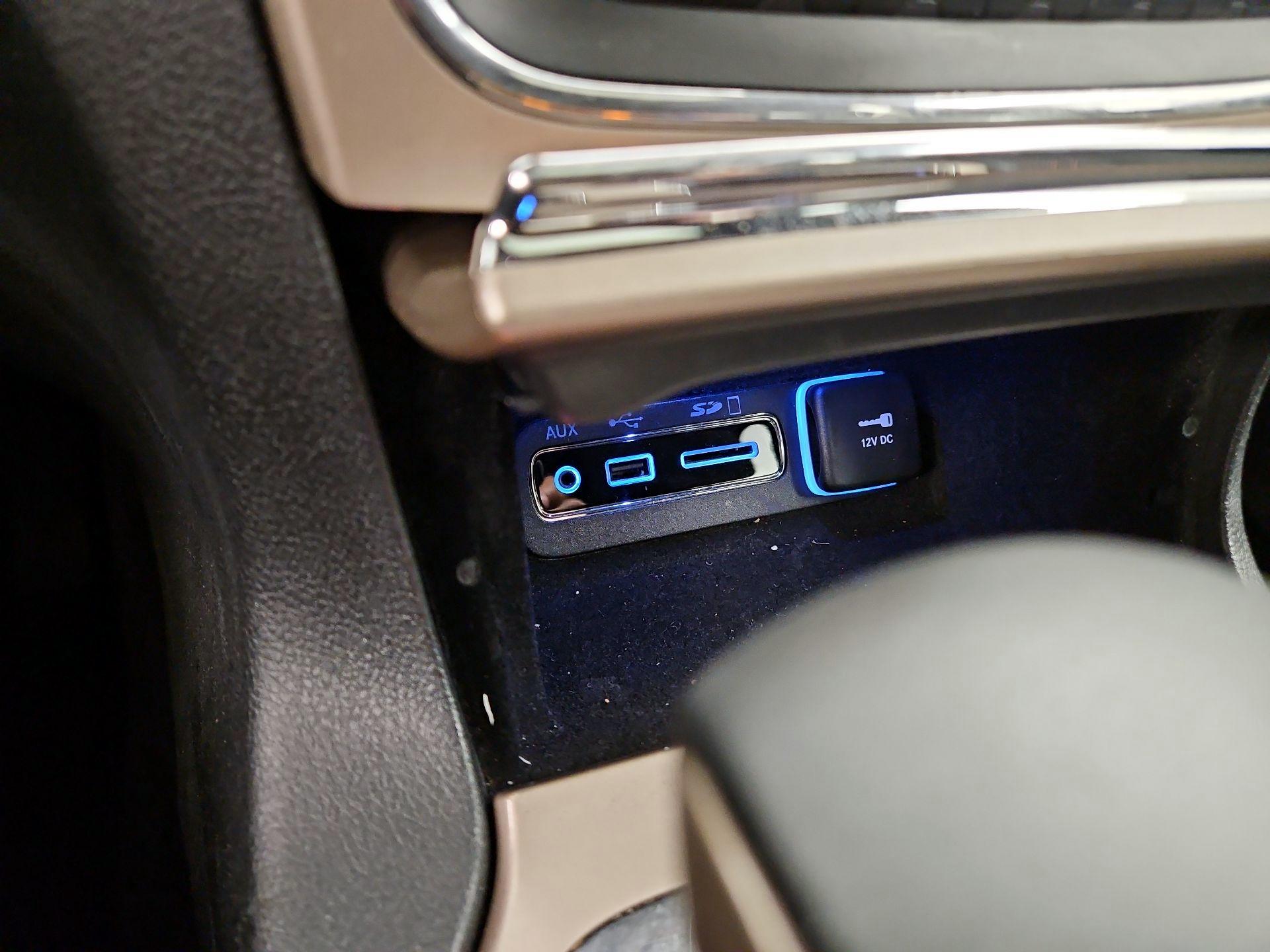 Thumbnail: 2016 Jeep Grand Cherokee - 18
