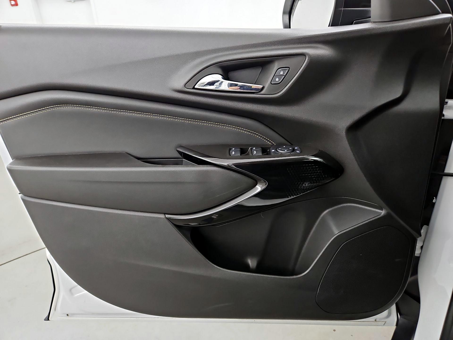Thumbnail: 2024 Chevrolet Trax - 12
