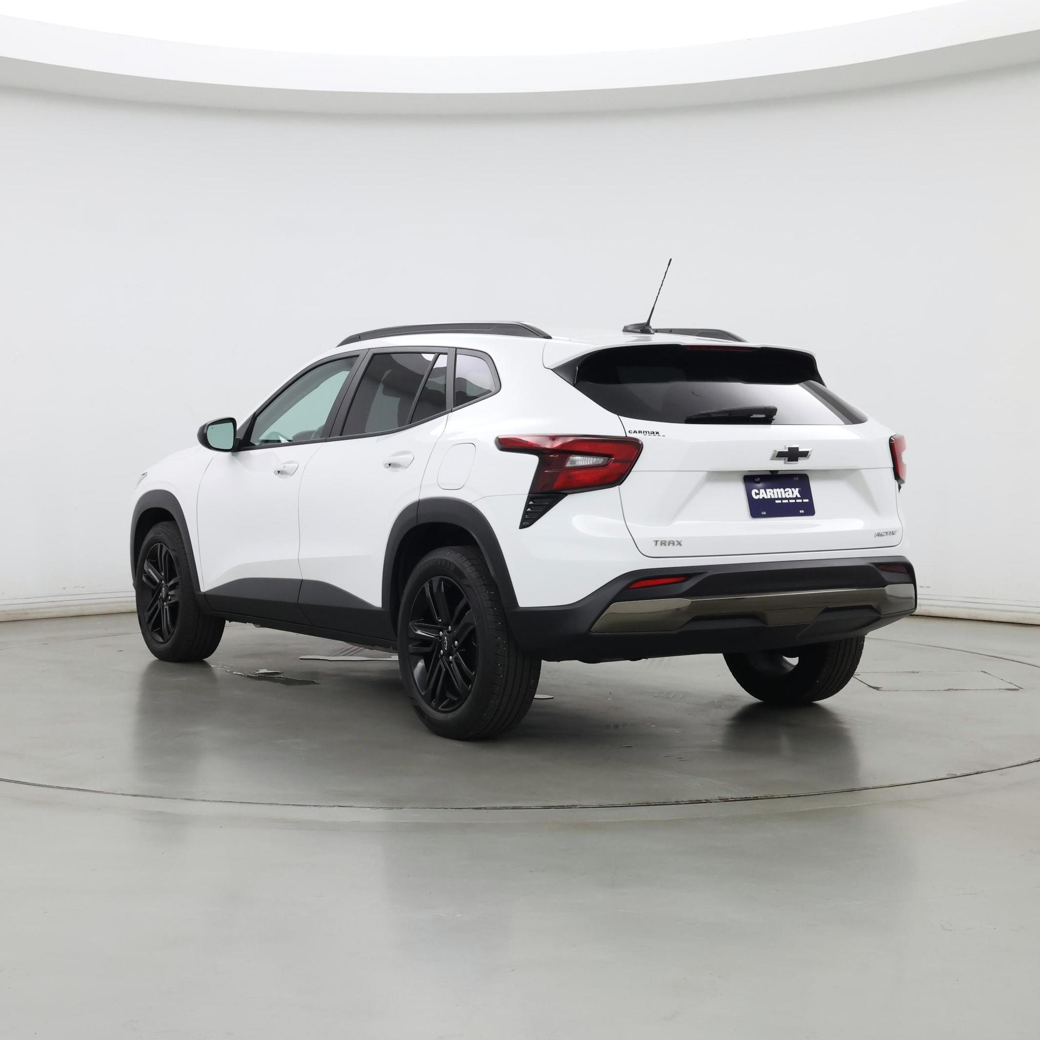 Thumbnail: 2024 Chevrolet Trax - 2